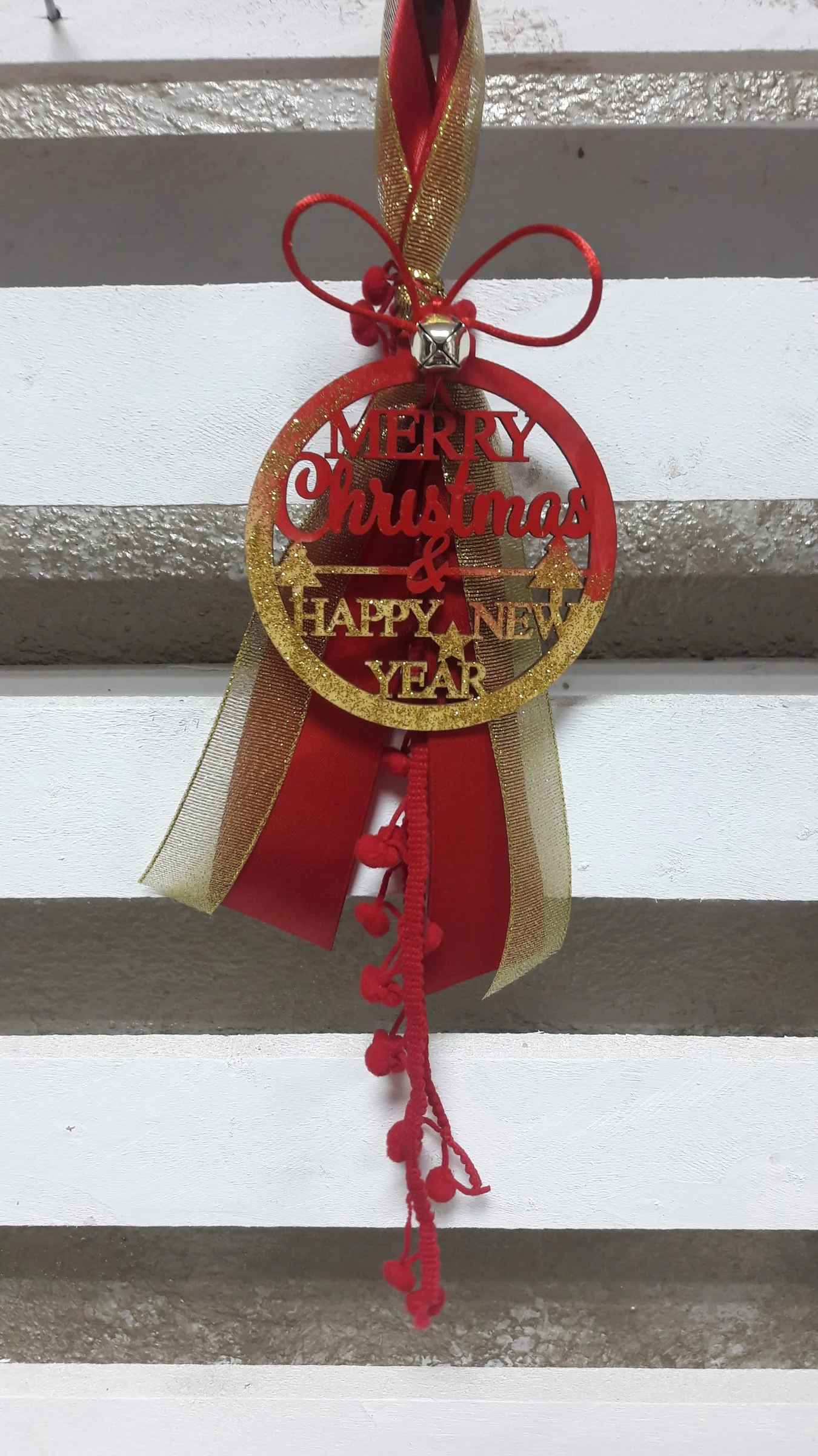 Φωτογραφία προϊόντος: Γούρι ξύλινο "MERRY CHRISTMAS"