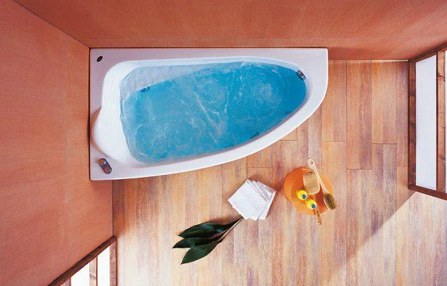 Φωτογραφία προϊόντος: [:en]Asymmetric Bath Star Line 1,60*0,90[:el]Μπανιέρα Ασύμμετρη Star Line 1,60*0,90[:]