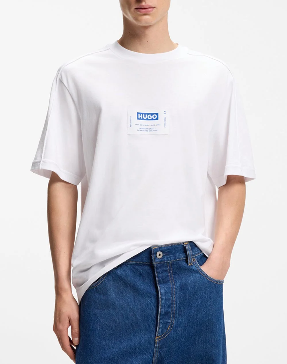 Φωτογραφία προϊόντος: HUGO NROMO OVERSIZE T-SHIRT MEN HUGO ΛΕΥΚΟ- ΜΠΛΕ (50557813-100)