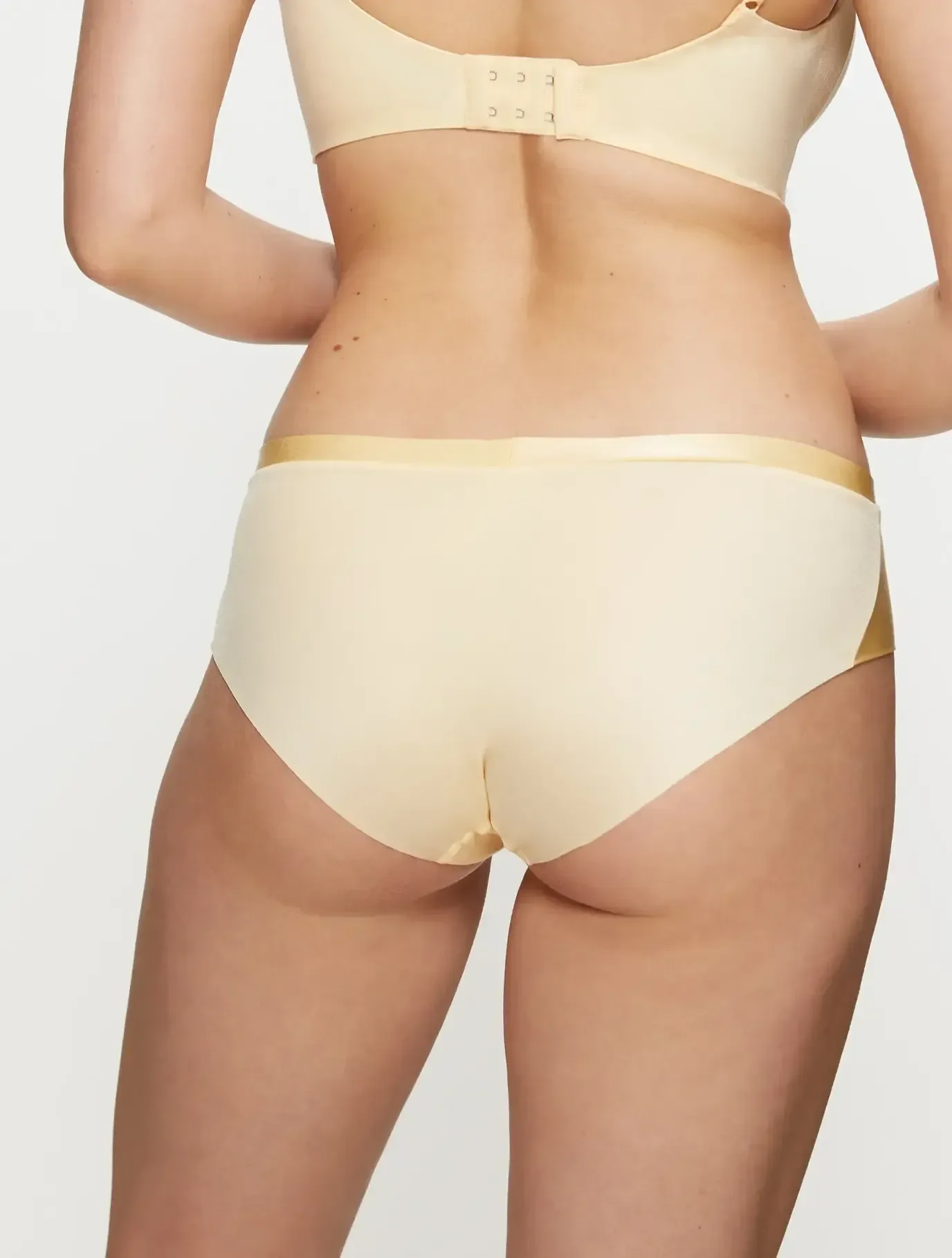 Φωτογραφία προϊόντος: Slip Triumph O - BODY MAKE-UP SOFT TOUCH Hipster knickers