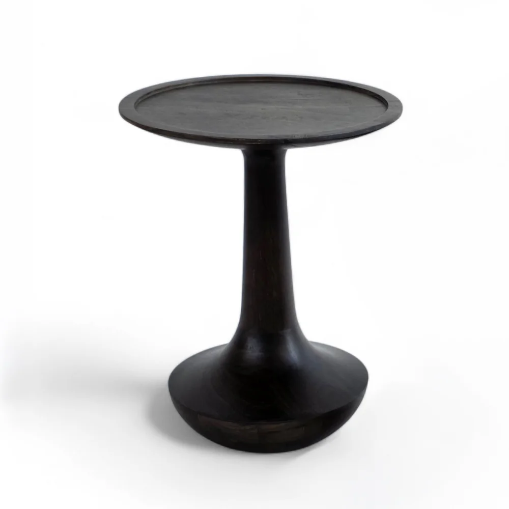 Φωτογραφία προϊόντος: BORDS SIDE TABLE ΚΑΡΥΔΙ ΣΚΟΥΡΟ 40x40x50cm