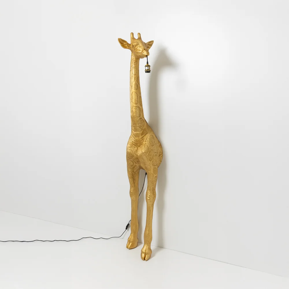 Φωτογραφία προϊόντος: GIRAFE ΦΩΤΙΣΤΙΚΟ ΕΠΙΔΑΠΕΔΙΟ 42x35x196cm FIBERGLASS ΧΡΥΣΟ