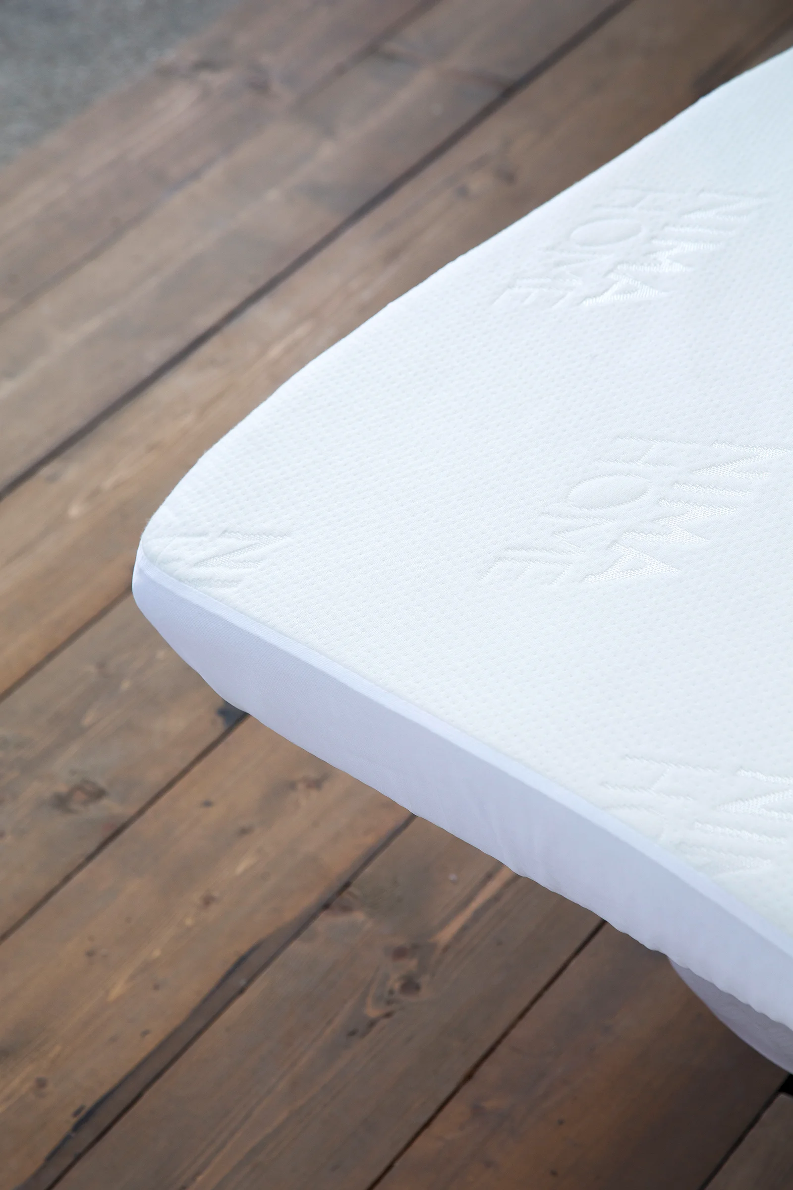 Φωτογραφία προϊόντος: Nima Home Επίστρωμα 70x140+15 Abbraccio - Jacquard Λευκό
