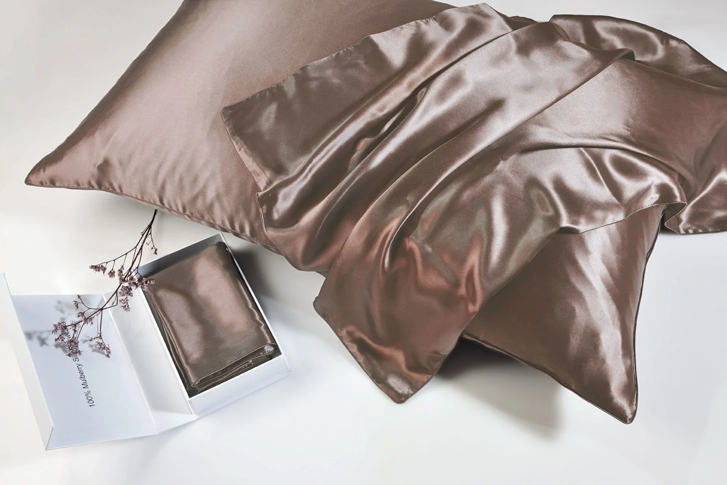 Φωτογραφία προϊόντος: Down Town Home Mulberry Μαξιλαροθήκη 100% Silk Purple (1τμχ)