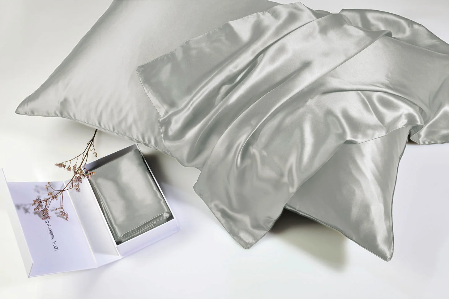 Φωτογραφία προϊόντος: Down Town 100% Mulberry Silk Μαξιλαροθήκη 50x76 Silver (1τμχ)