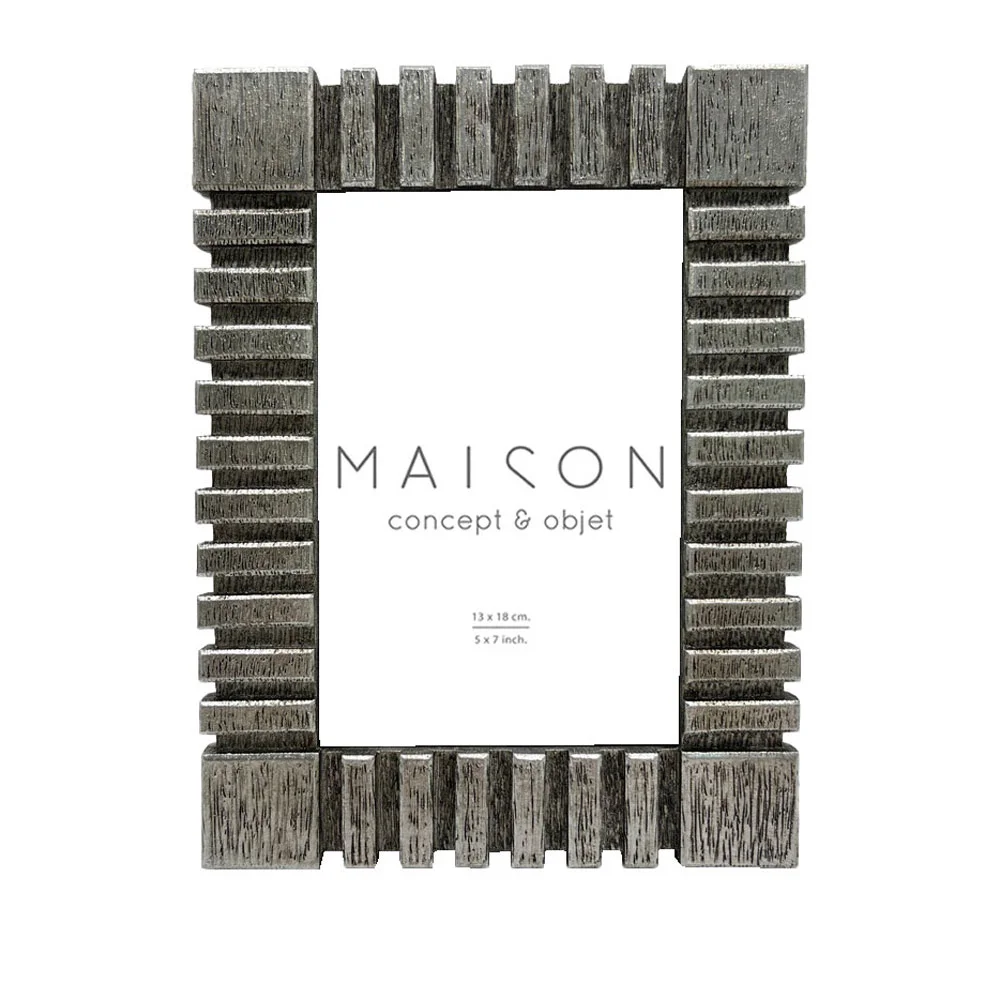 Φωτογραφία προϊόντος: KASEN ΚΟΡΝΙΖΑ 18x2x23cm POLYRESIN ΑΣΗΜΙ ΓΥΑΛΙ