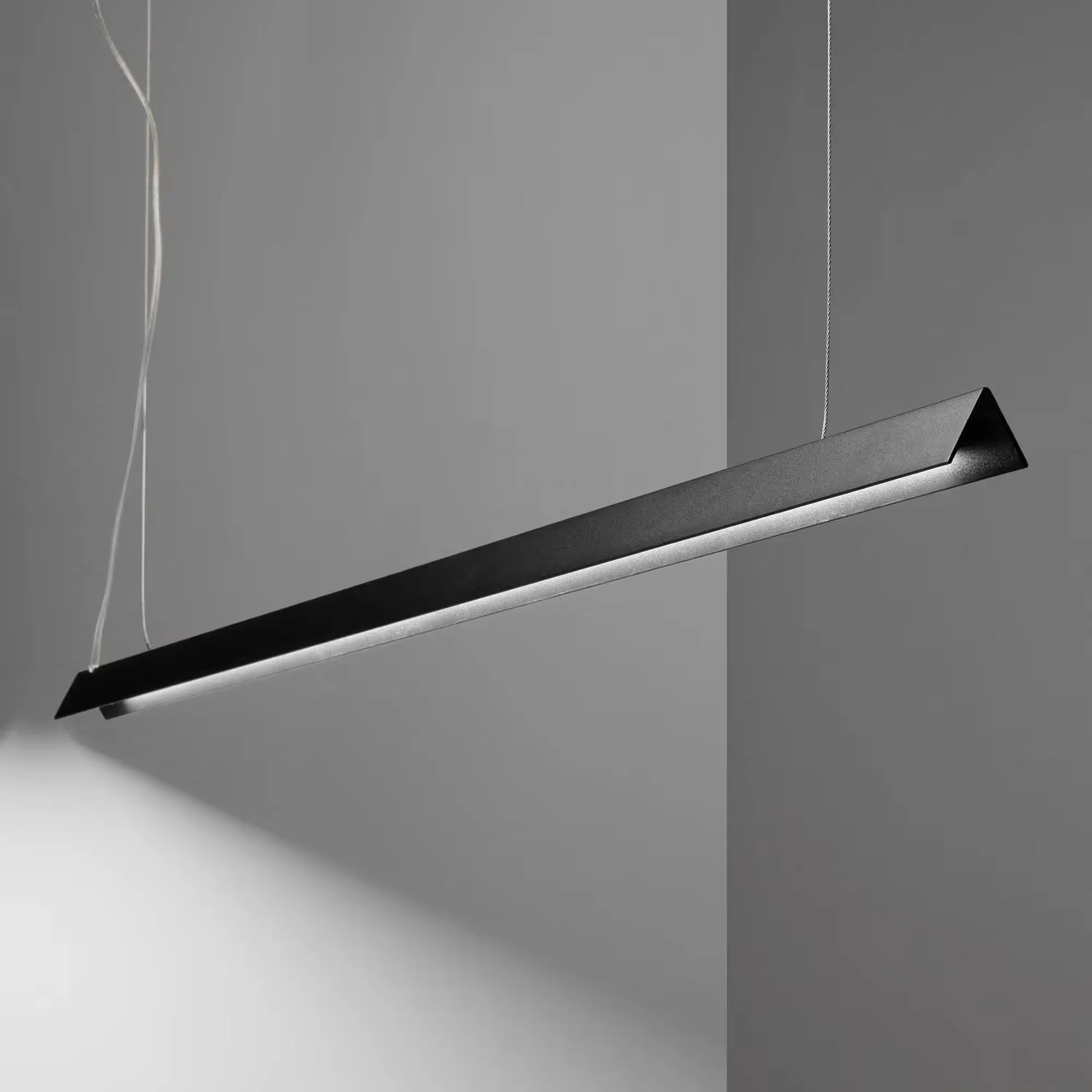 Φωτογραφία προϊόντος: Ideal lux V-line sp Φωτιστικό κρεμαστό Μαύρο