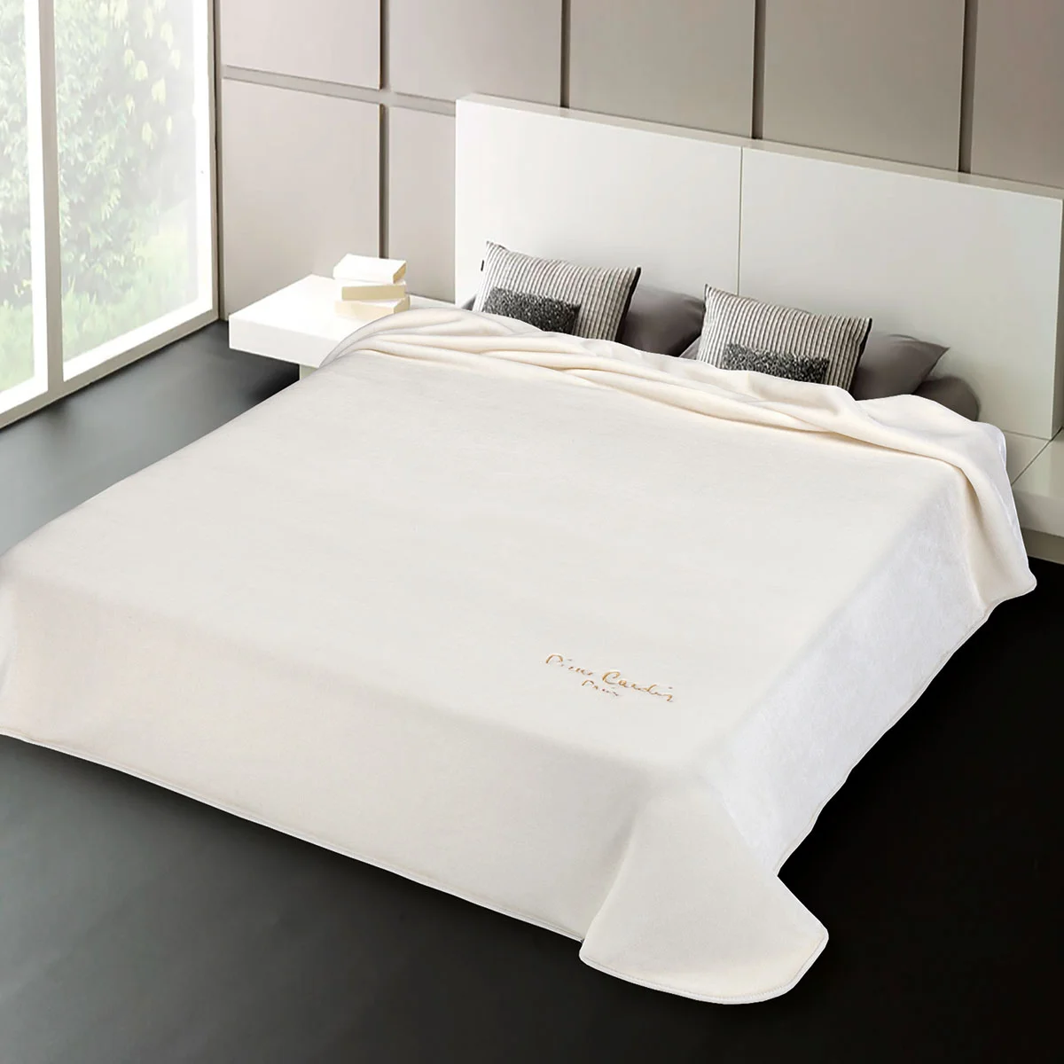 Φωτογραφία προϊόντος: Adam Home ΚΟΥΒΕΡΤΑ KING SIZE 240X260 PIERRE CARDIN NANCY 545 NATURAL(29)