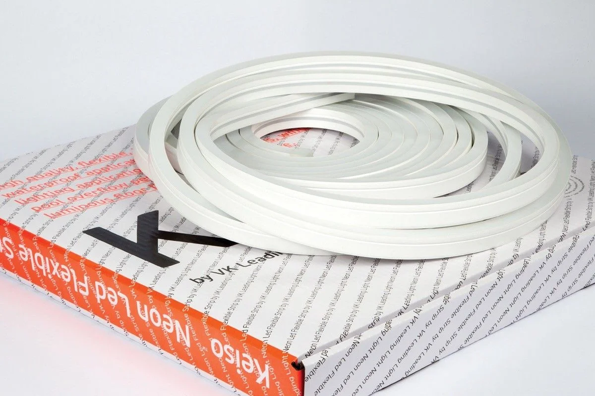 Φωτογραφία προϊόντος: Keiso ταινία Side bend Neoflex, 24V, 9W, 900lm, ΜΠΛΕ, 10m/roll, CRI>80, IP68