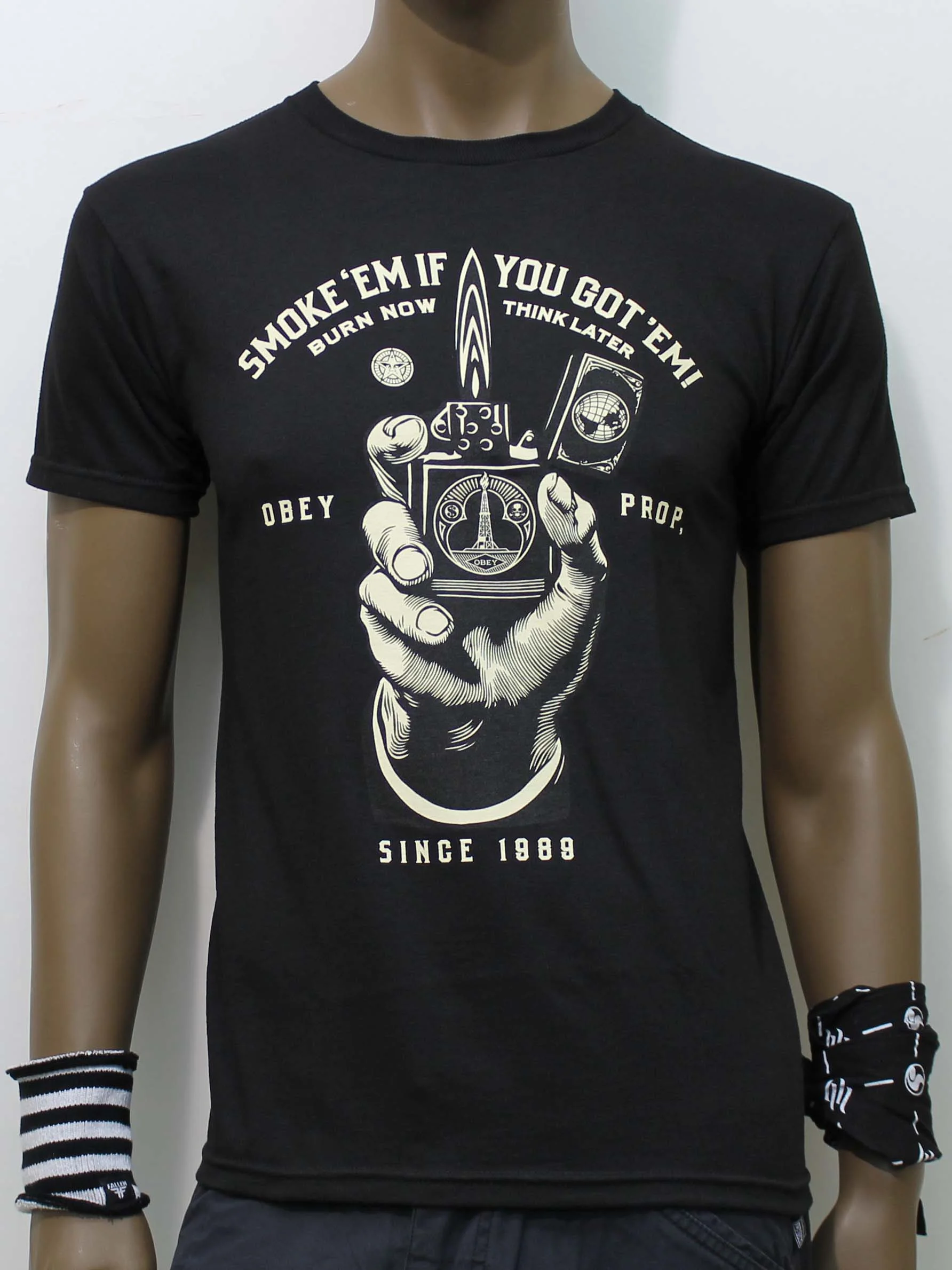 Φωτογραφία προϊόντος: TSHIRT OBEY SMOKE'EM black