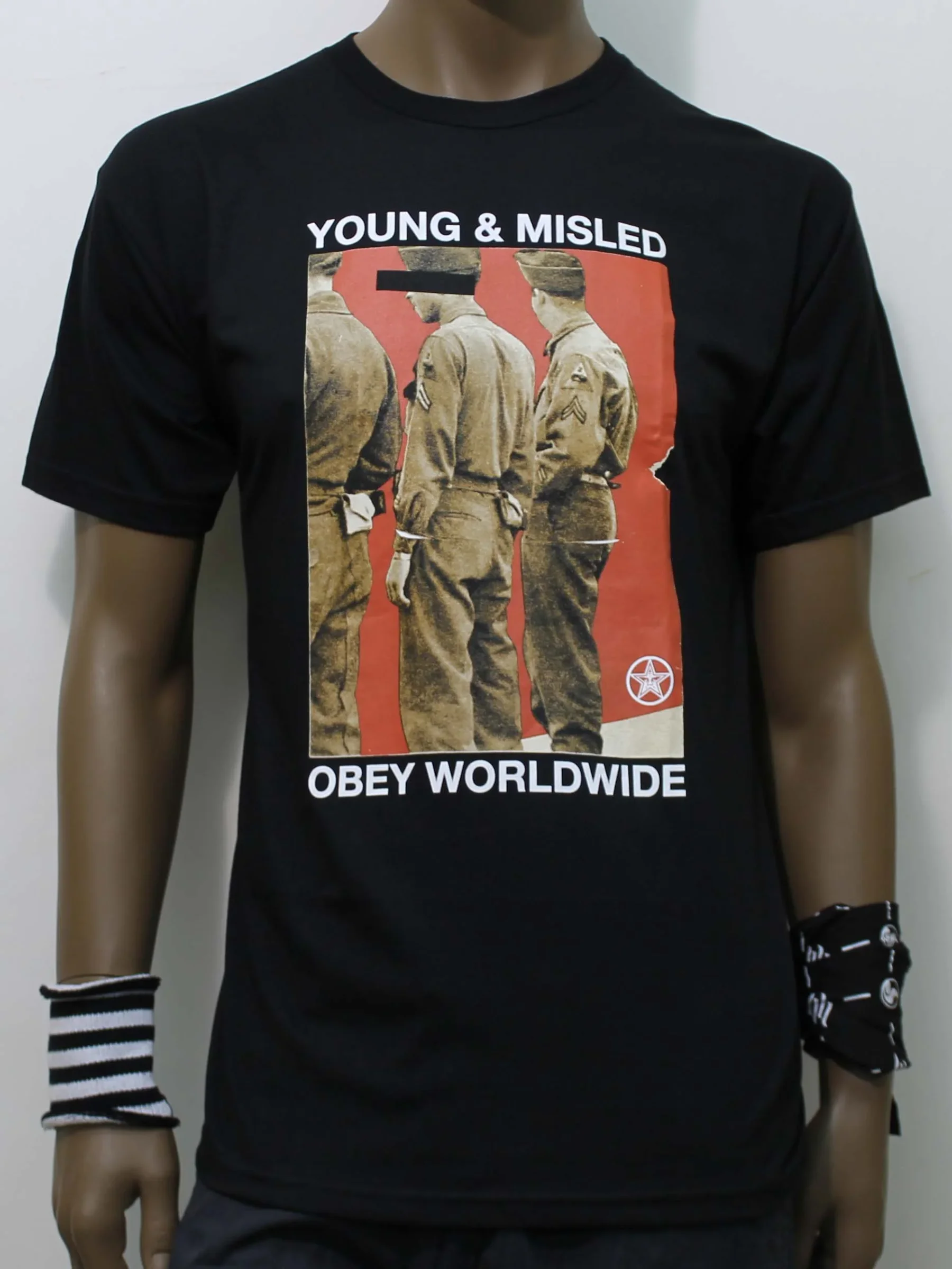 Φωτογραφία προϊόντος: TSHIRT OBEY YOUNG + MISLED black