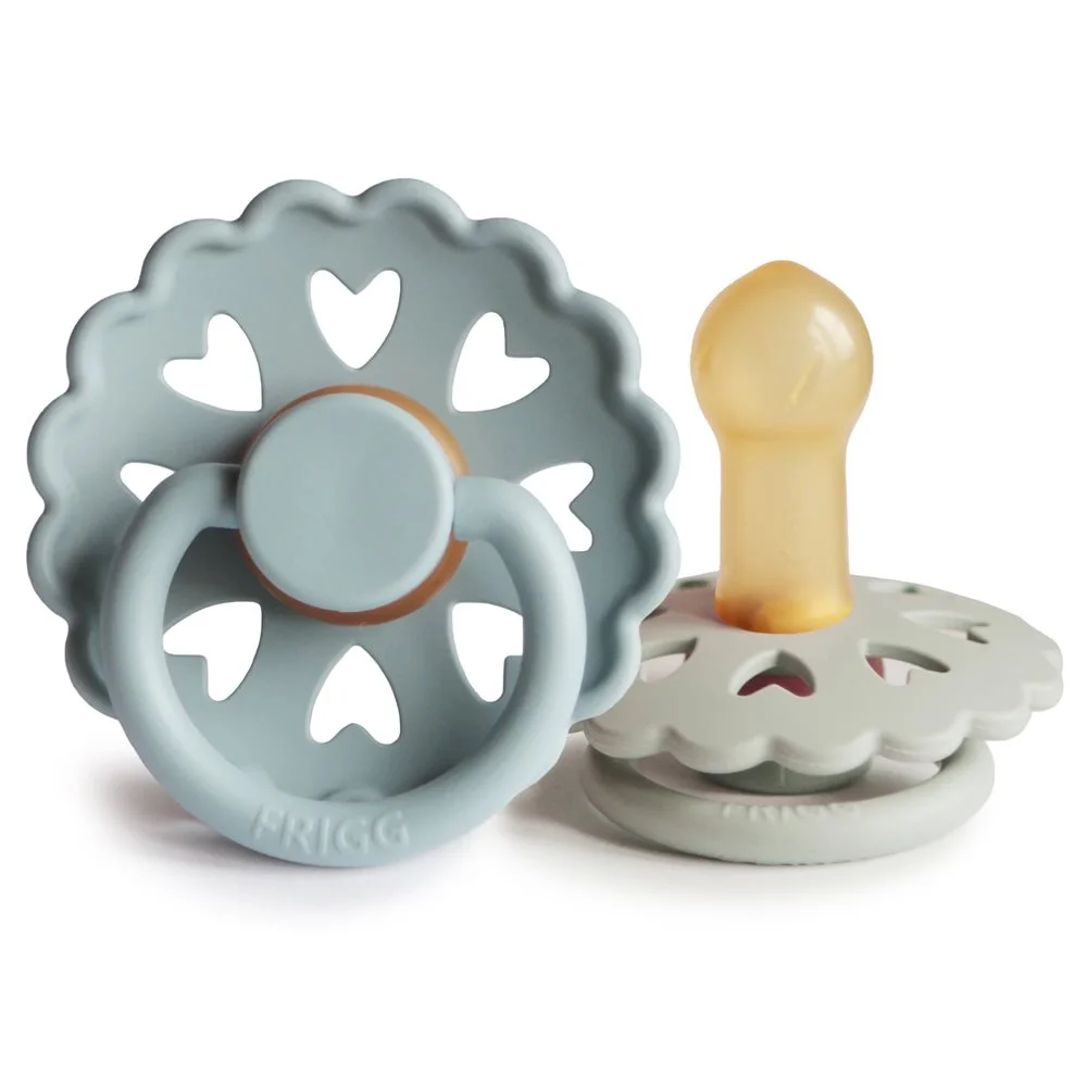 Φωτογραφία προϊόντος: FRIGG Σετ 2 Πιπίλες Latex Fairytale Stone Blue/Willow Gray 6-18 Μηνών