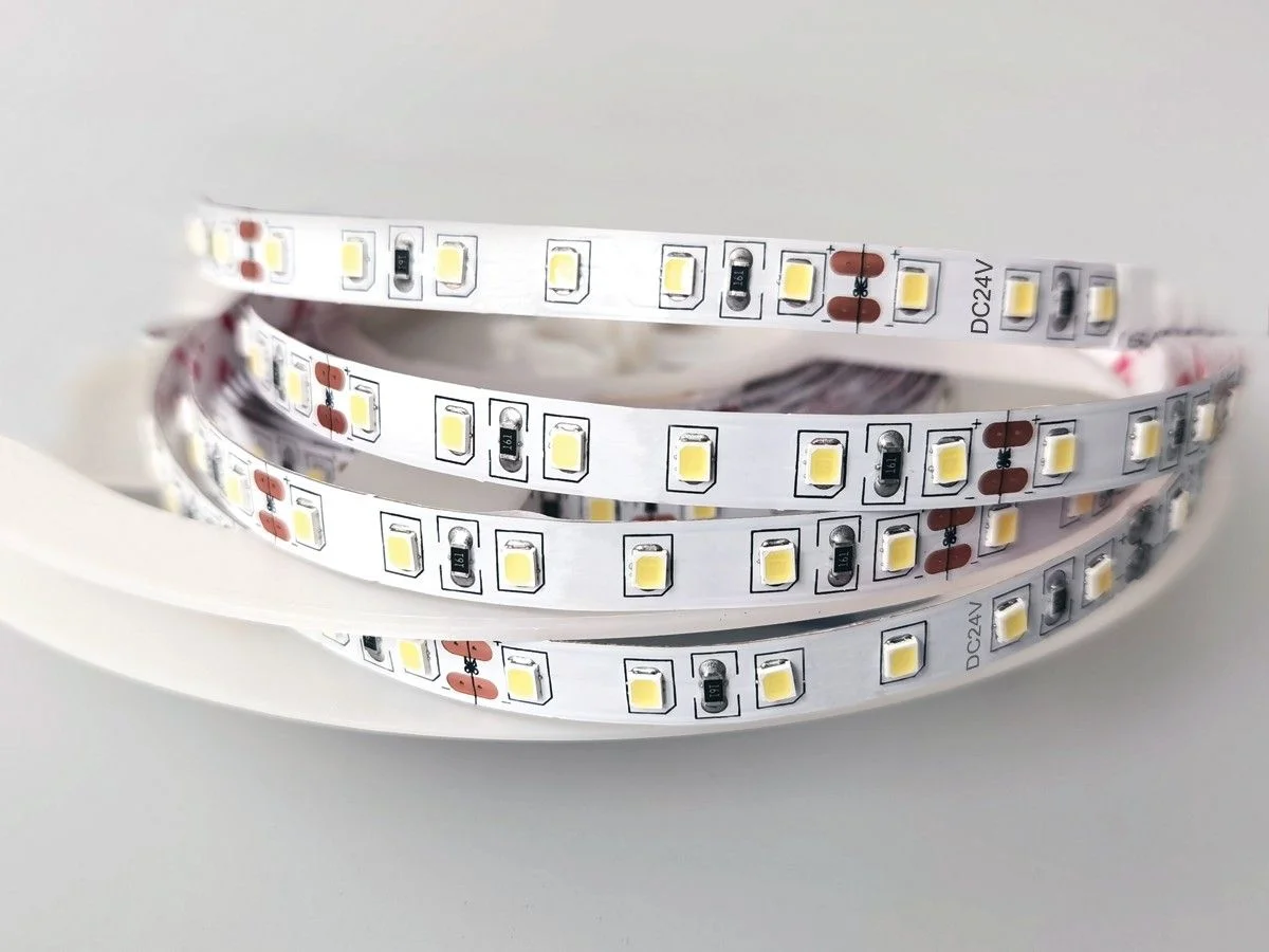 Φωτογραφία προϊόντος: Ταινία Led SMD 2835, 24V, 11W, 1084lm, 2700K, 5m/roll, CRI>80, IP20