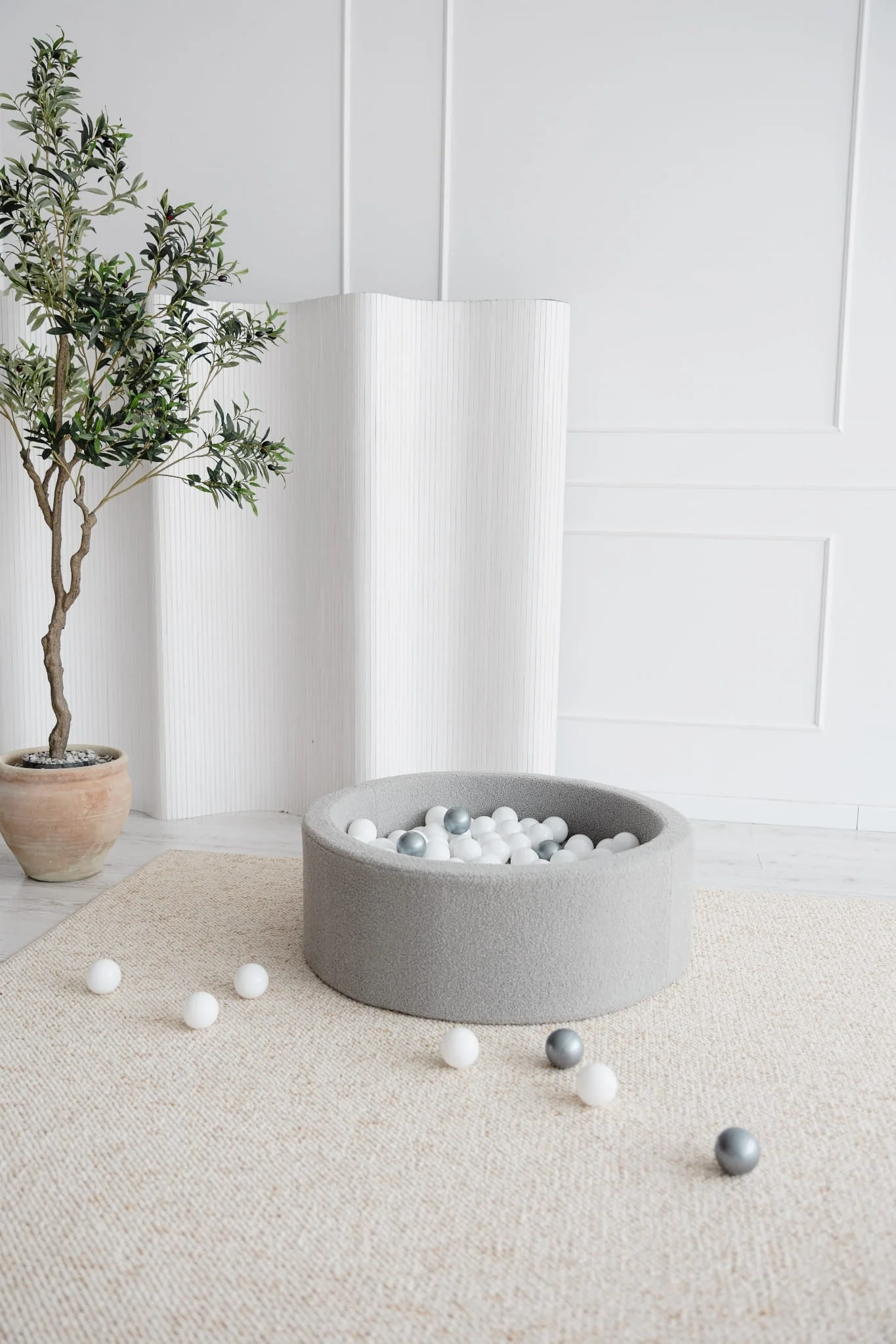 Φωτογραφία προϊόντος: Πισίνα με μπάλες boucle grey 30*90