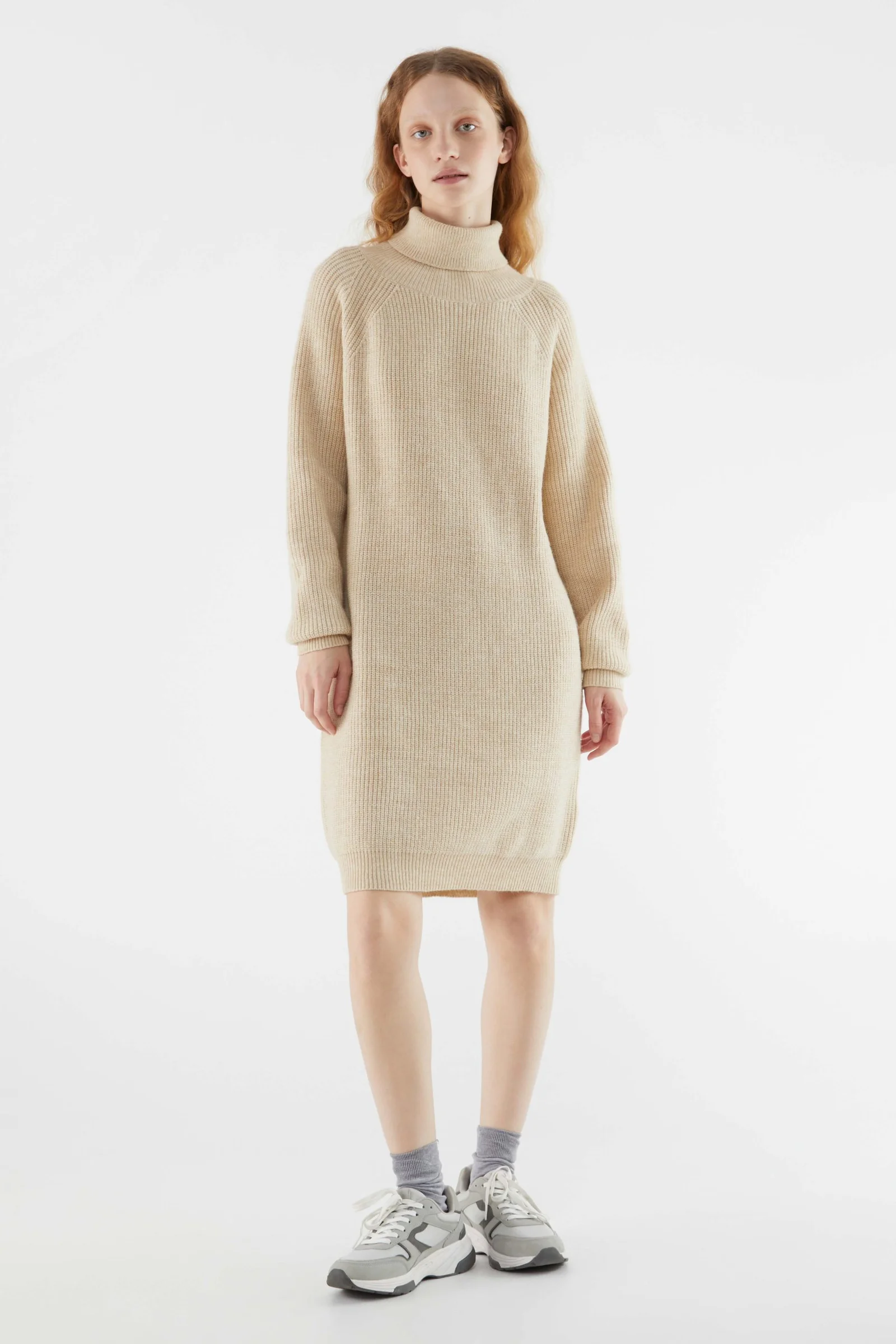 Φωτογραφία προϊόντος: Φόρεμα Midi Turtleneck Knit Compania Fantastica Beige