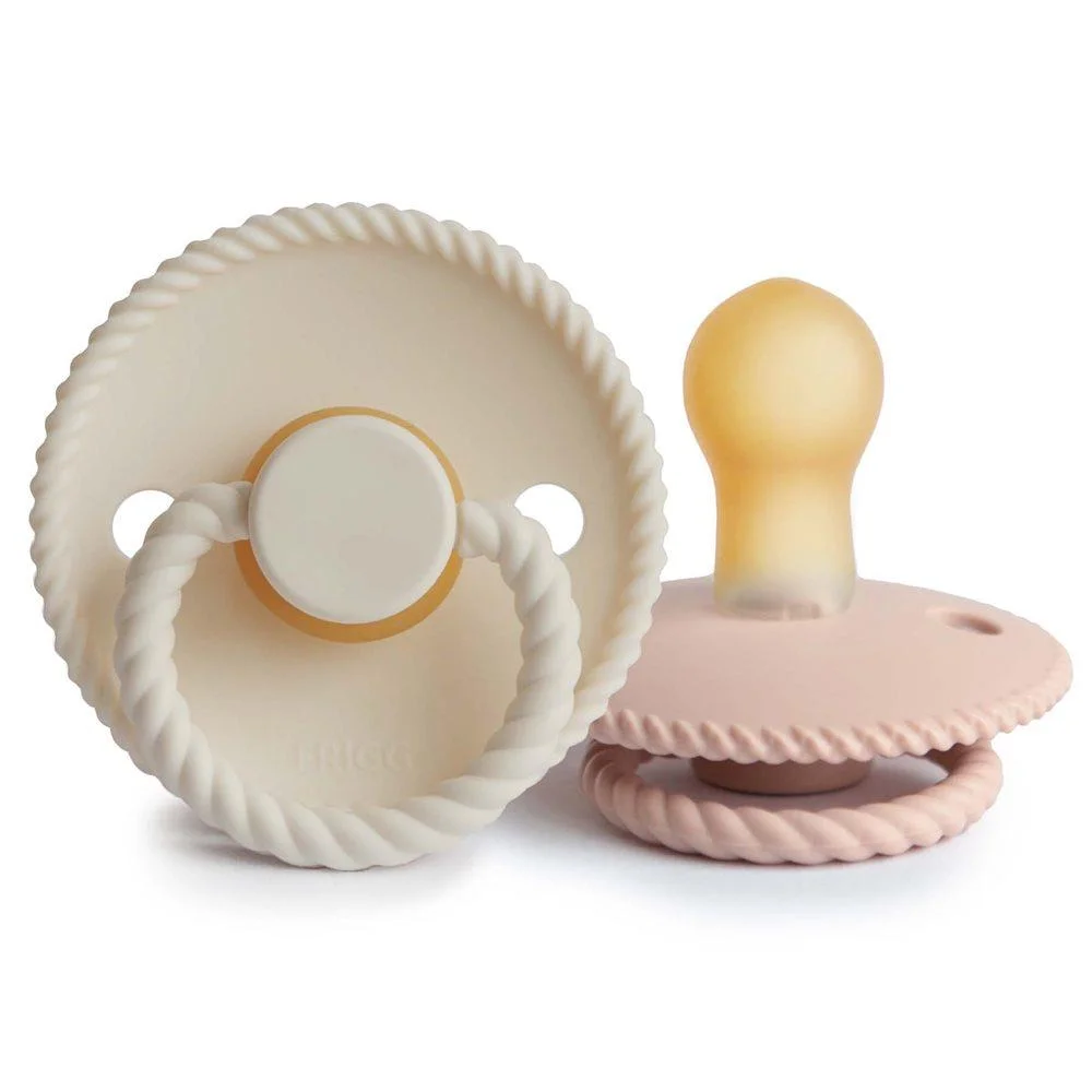 Φωτογραφία προϊόντος: FRIGG Σετ 2 Πιπίλες Latex Rope Blush/Cream 0-6 Μηνών