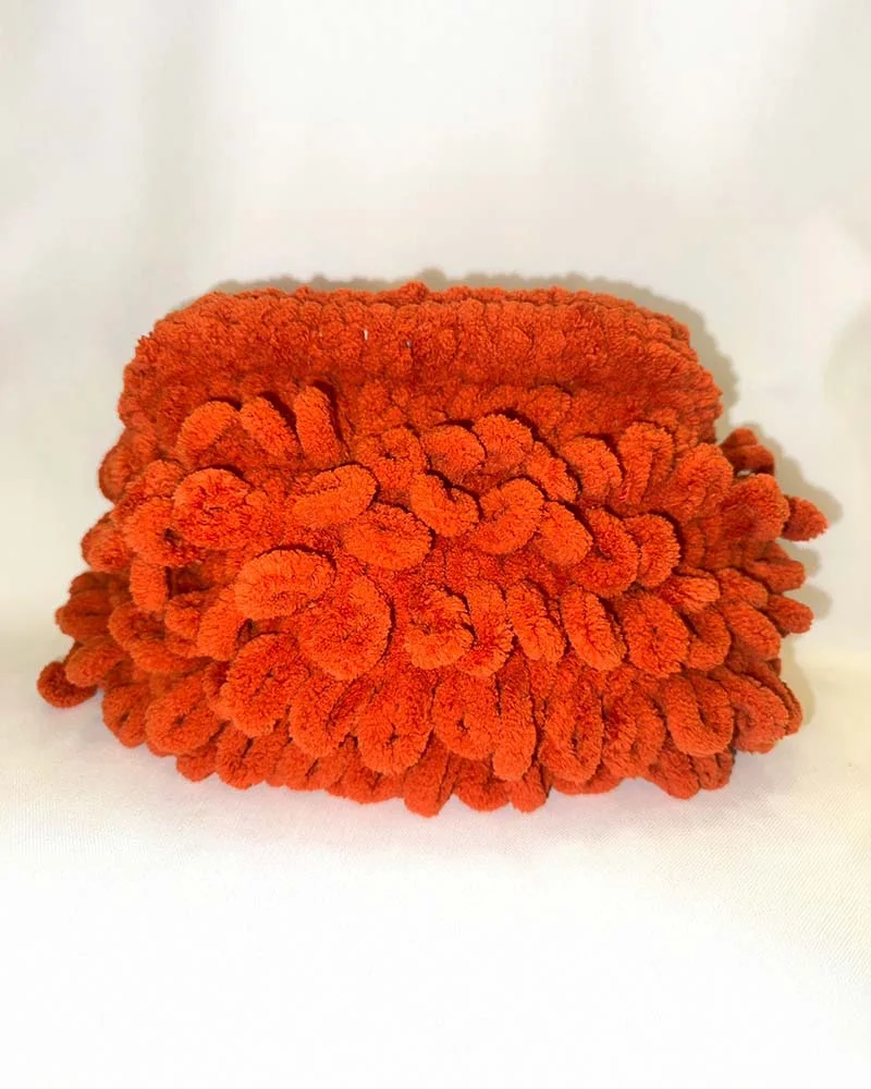 Φωτογραφία προϊόντος: SOU PUFFY CLUTCH BAG ΜΕ ΦΟΔΡΑ (ΠΟΡΤΟΚΑΛΙ)