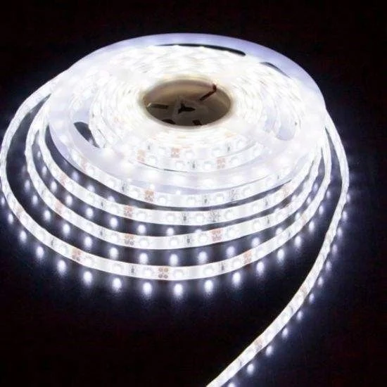 Φωτογραφία προϊόντος: ΤΑΙΝΙΑ LED 5m 12VDC 7.2W/m 5050 30LED/m ΨΥΧΡΟ IP20