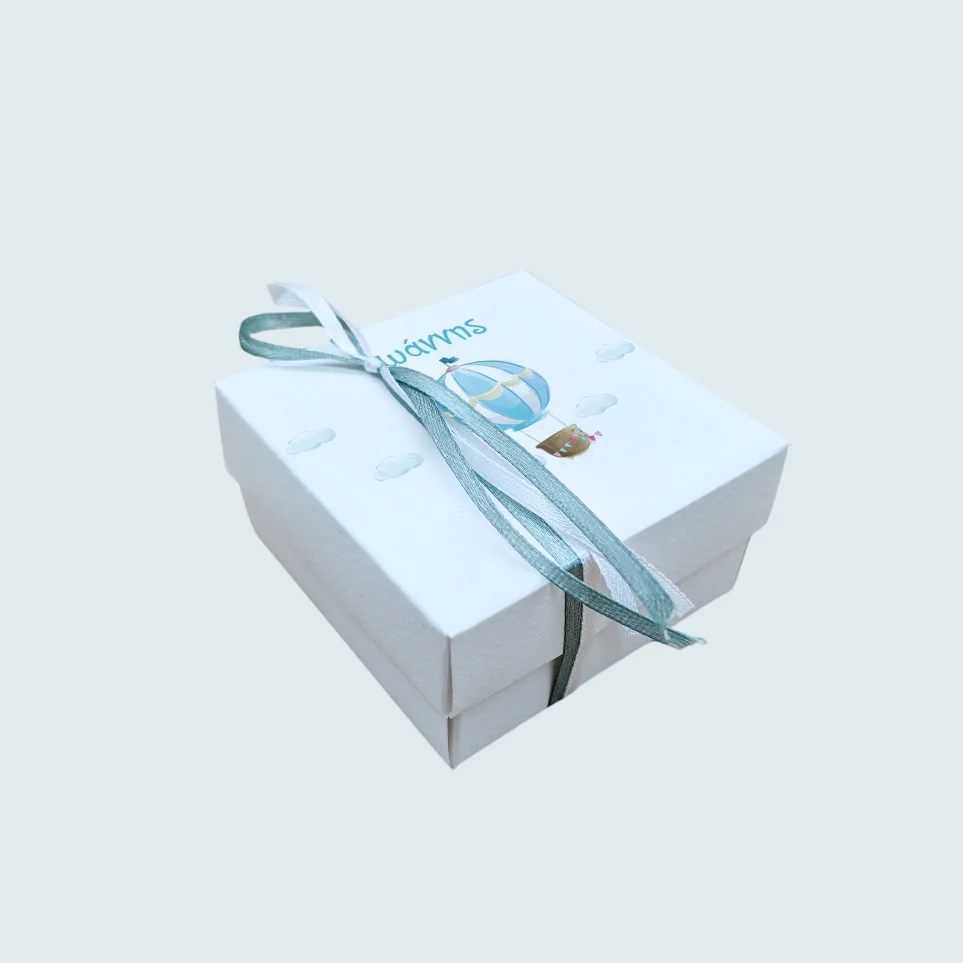 Φωτογραφία προϊόντος: Ecobags Μπομπονιέρα Βάπτισης Κουτάκι με Εκτύπωση και Κουφέτα Χατζηγιαννάκης Θέμα Αερόστατο + Σύννεφα
