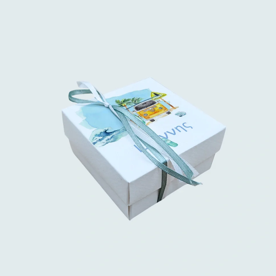 Φωτογραφία προϊόντος: Ecobags Μπομπονιέρα Βάπτισης Κουτάκι με Εκτύπωση και Κουφέτα Χατζηγιαννάκης Θέμα Παραλία - Σέρφινγκ