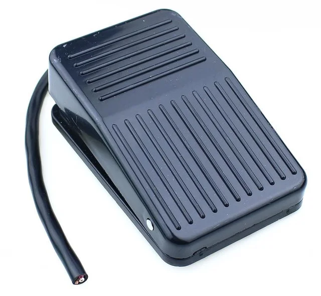 Φωτογραφία προϊόντος: FS-1 SPDT Nonslip Metal Momentary Electric Power Foot Pedal Switch