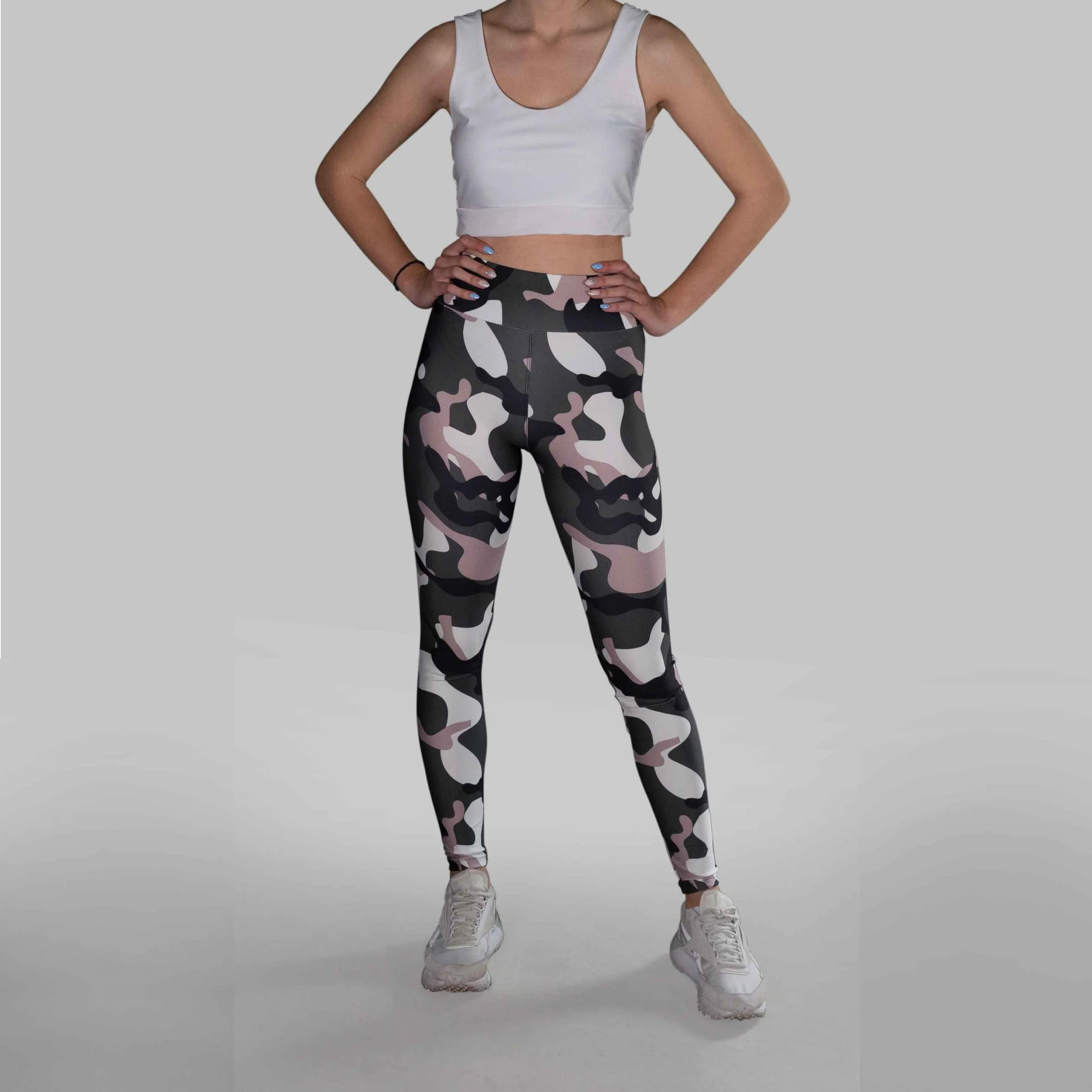 Φωτογραφία προϊόντος: LUCKYJOJO Camo Pink and White Print Leggings by Lucky Jojo