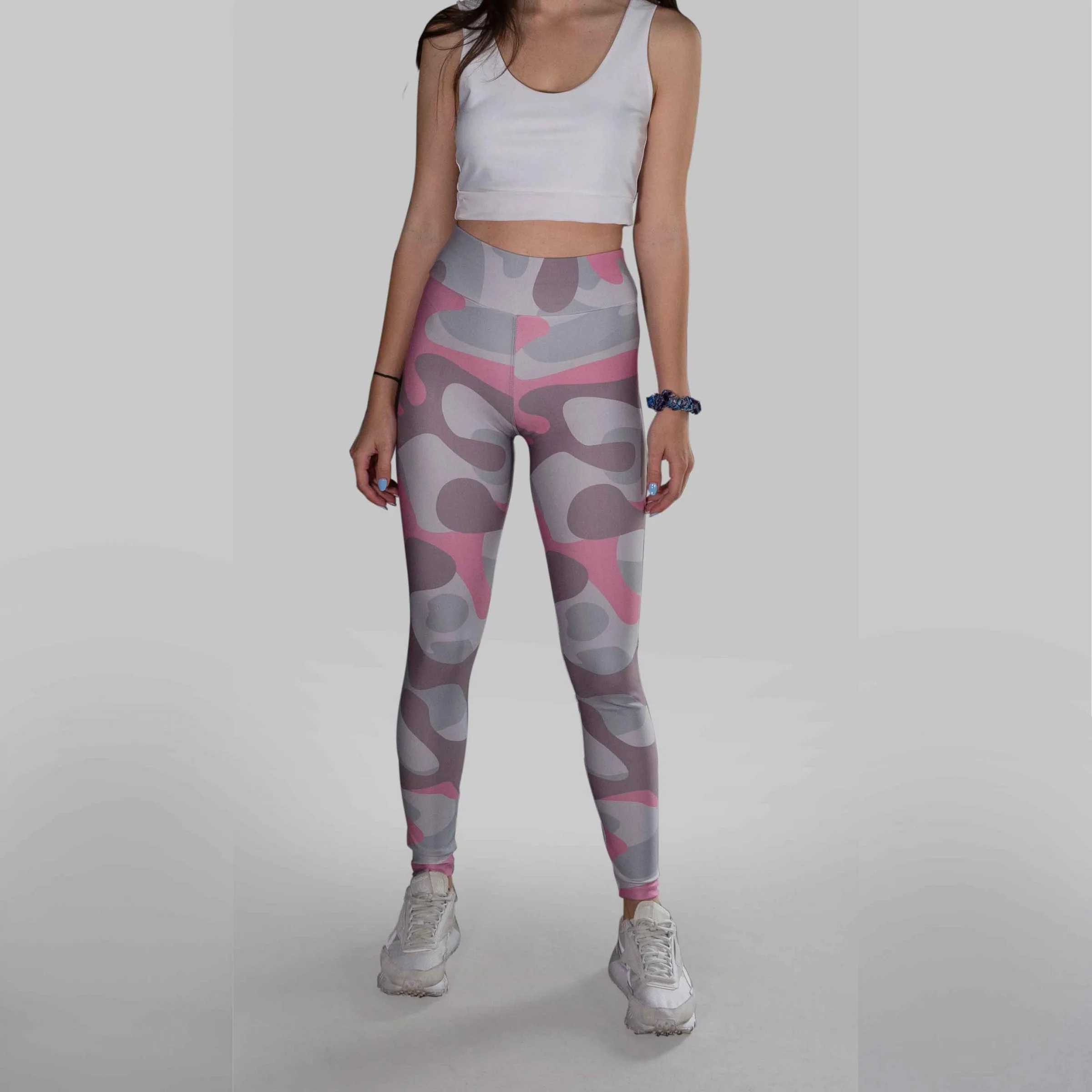 Φωτογραφία προϊόντος: LUCKYJOJO Camo Bordeaux and Pink Print Leggings by Lucky Jojo