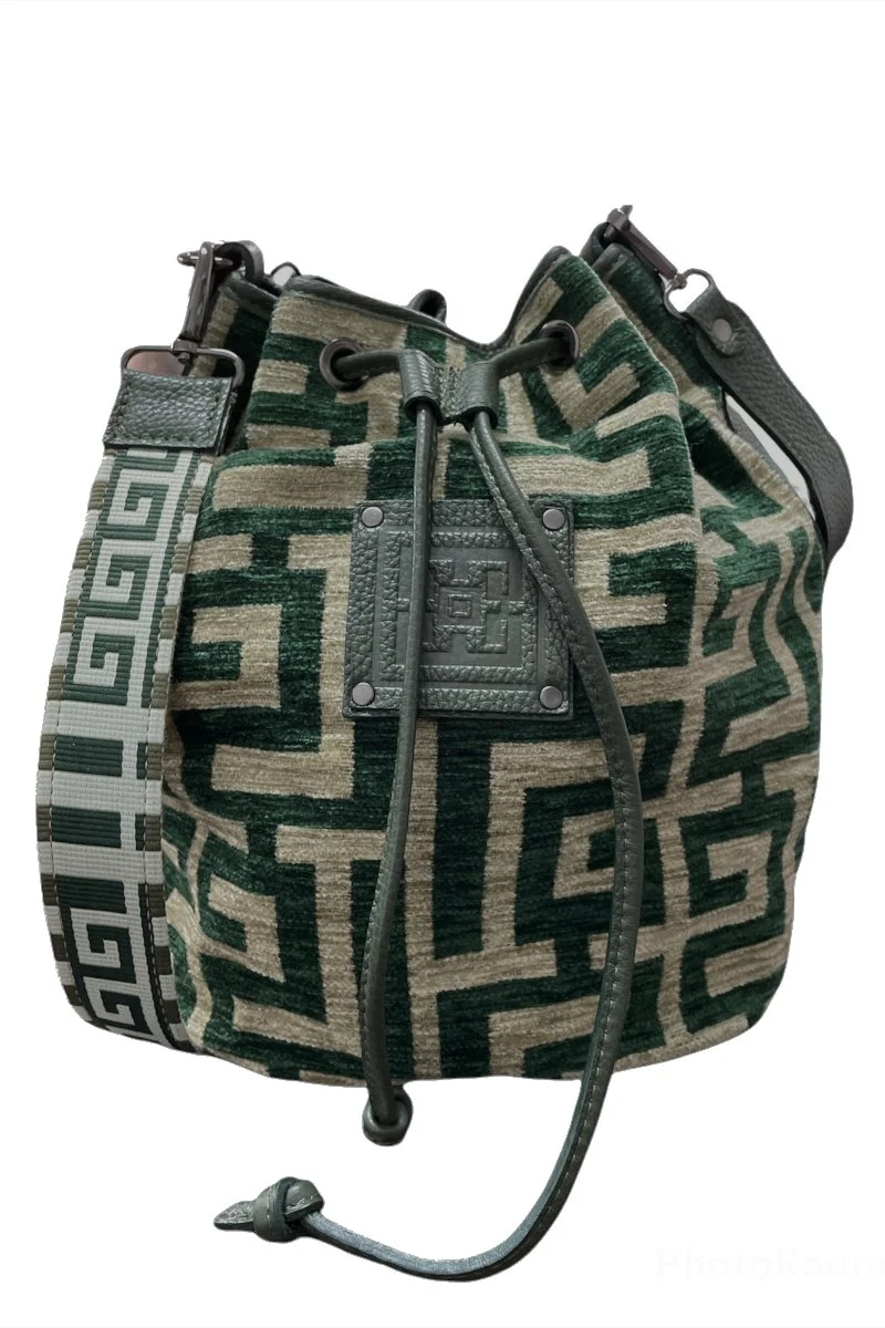 Φωτογραφία προϊόντος: Midneto Themis I Beige Cypress Green Chenille Labyrinth Bag