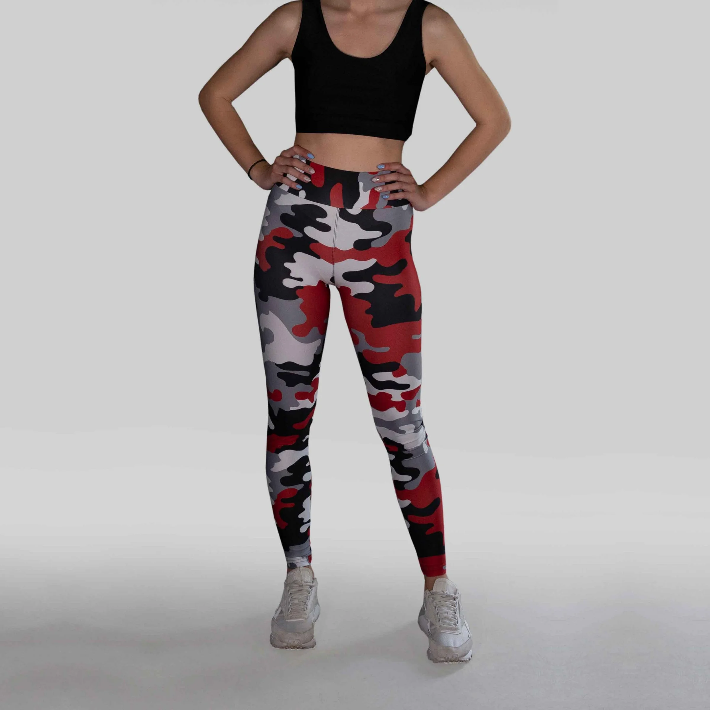 Φωτογραφία προϊόντος: LUCKYJOJO Camo Red and Black Print Leggings by Lucky Jojo