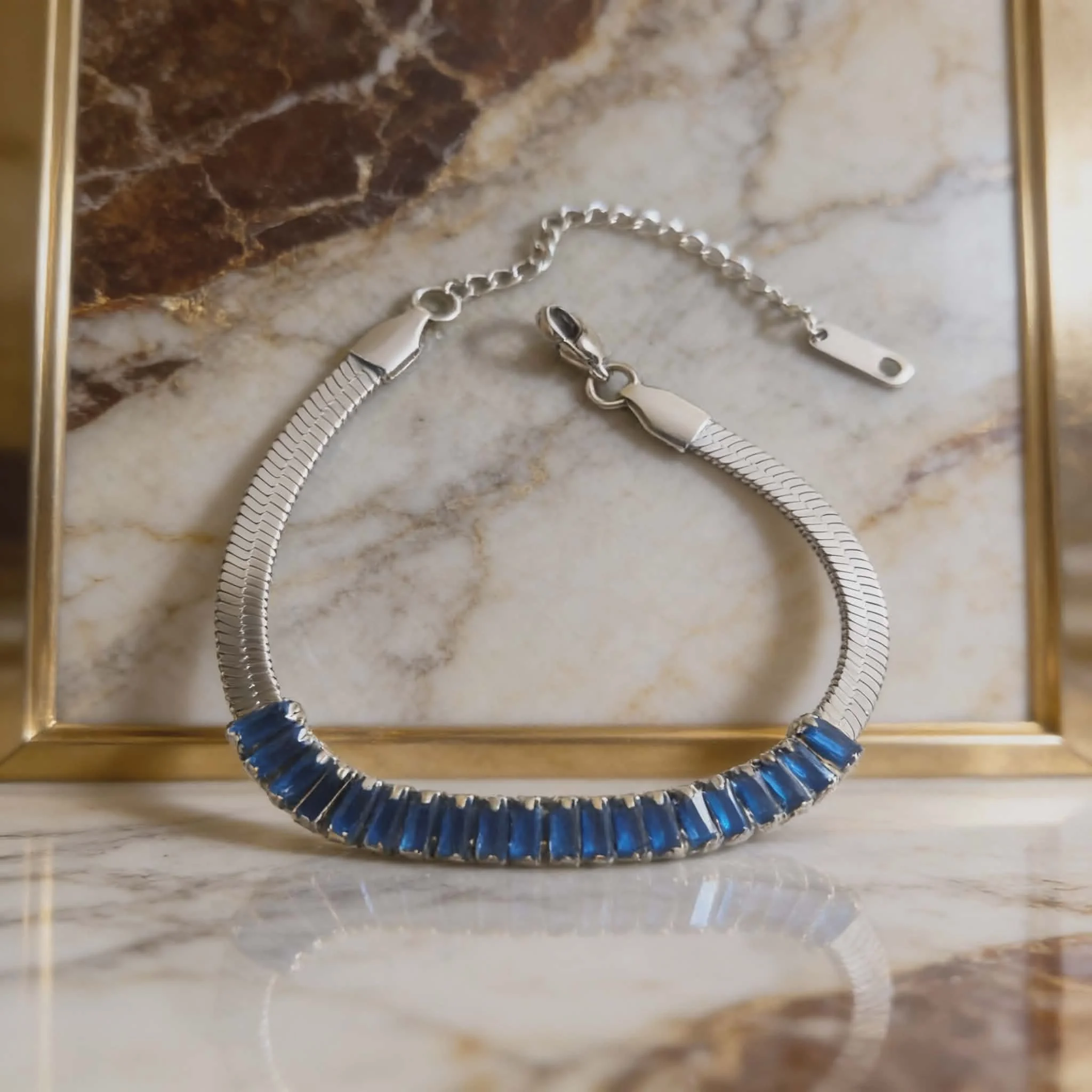 Φωτογραφία προϊόντος: LAVORE Snake Chain Bracelet with Blue Crystals