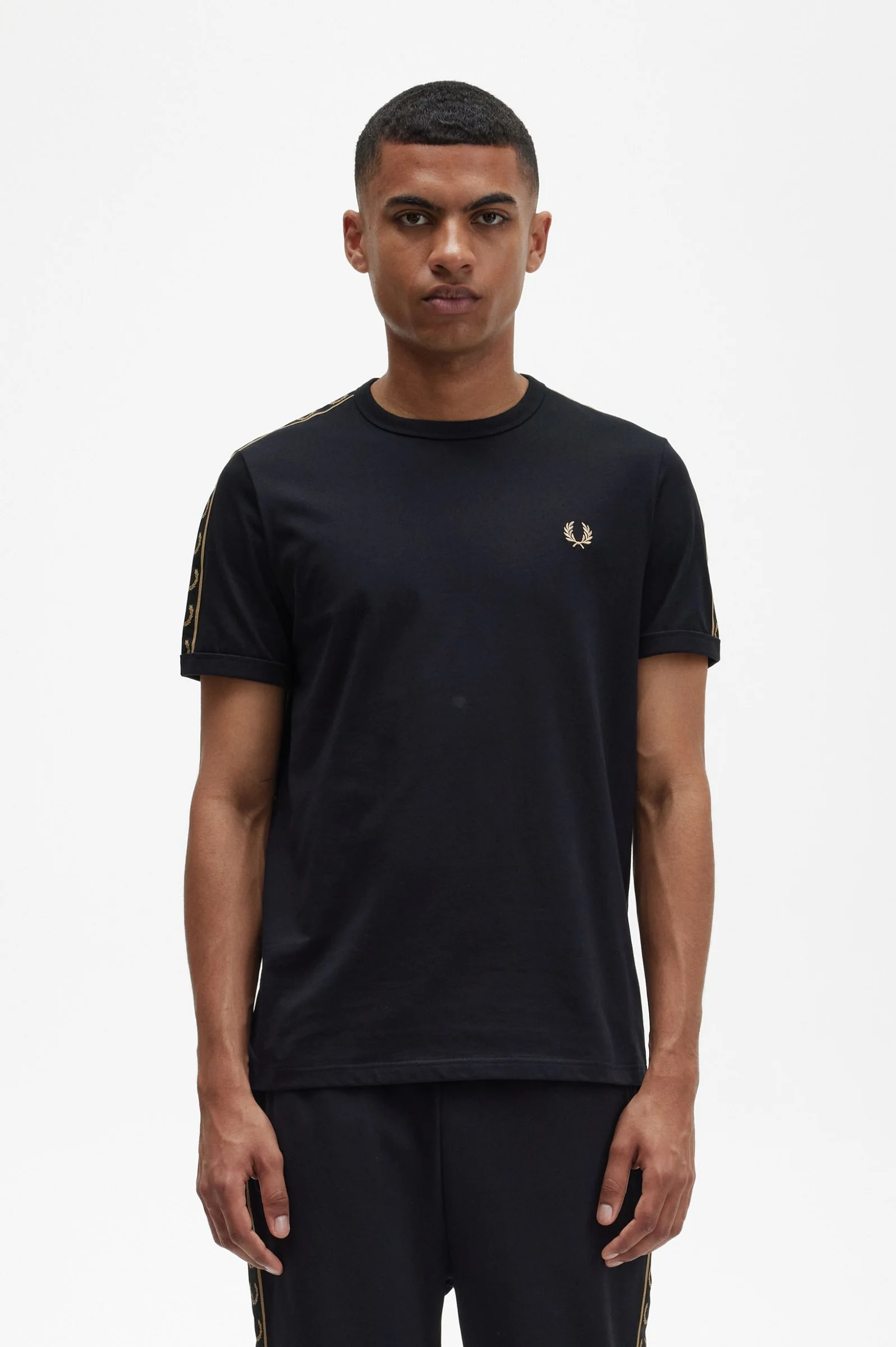 Φωτογραφία προϊόντος: Fred Perry Ανδρικό T-shirt Contrast Tape Ringer M4613-154 Μαύρο