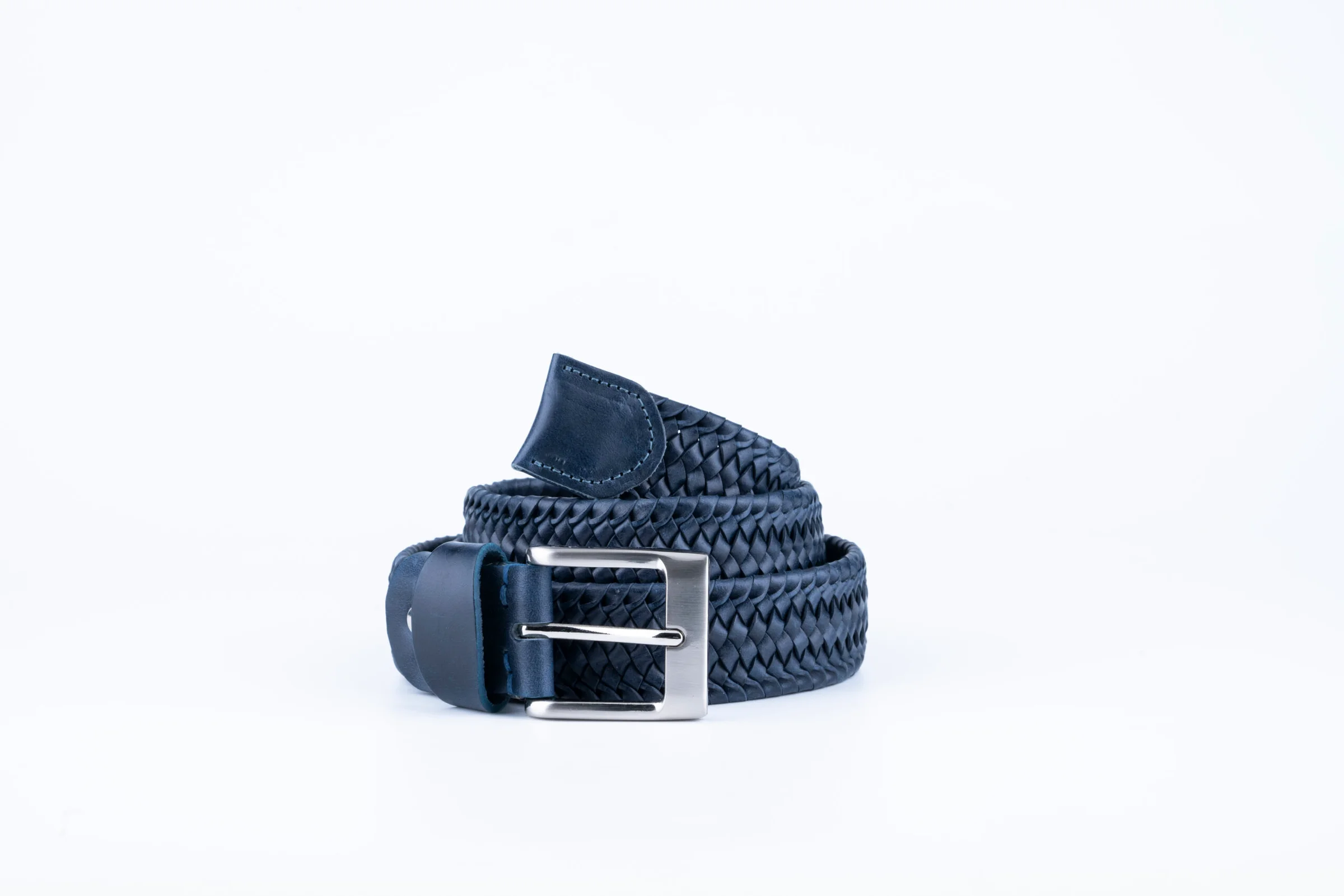 Φωτογραφία προϊόντος: ByLeather ΧΕΙΡΟΠΟΙΗΤΗ ΠΛΕΚΤΗ ΔΕΡΜΑΤΙΝΗ ΕΛΑΣΤΙΚΗ ΑΝΔΡΙΚΗ ΖΩΝΗ ΥΨΗΛΗΣ ΠΟΙΟΤΗΤΑΣ Μπλε