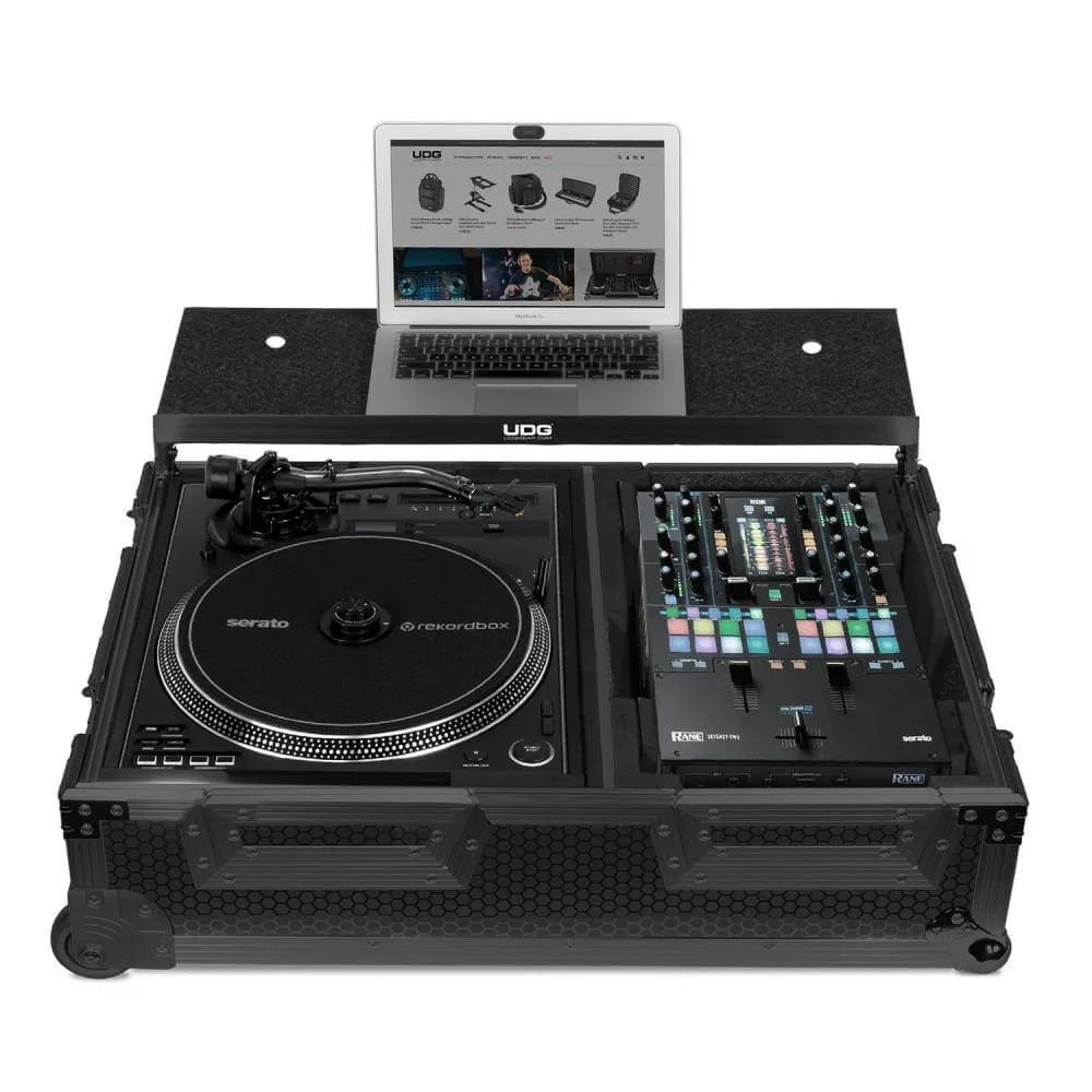 Φωτογραφία προϊόντος: UDG Gear UDG U91100BL Ultimate Flight Case Single Turntable Battle/ PLX-CRSS12 & 10/12 Mixer Black Plus (Laptop Shelf, Trolley & Wheels)