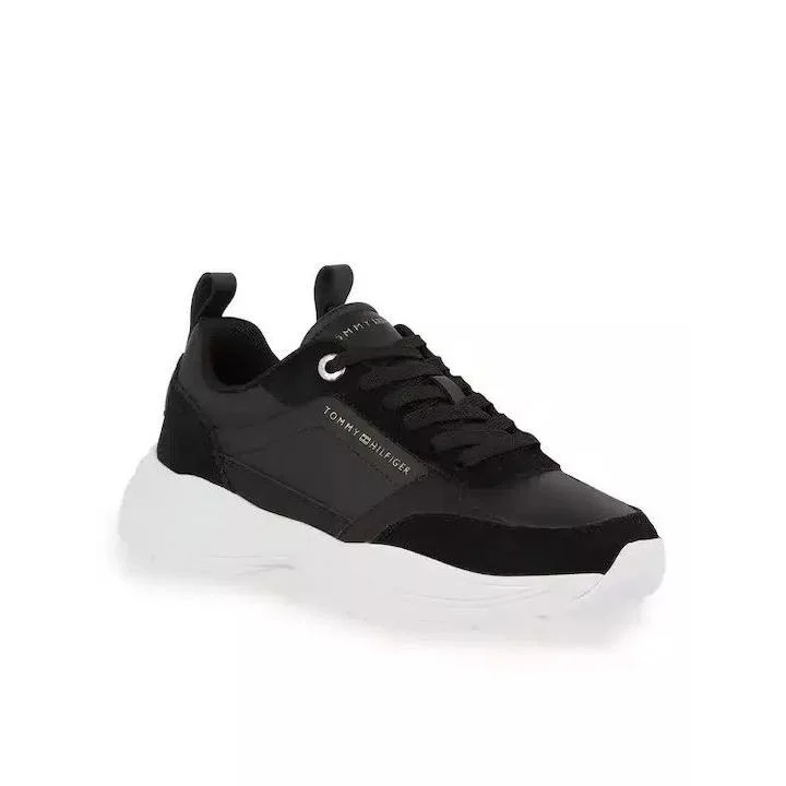 Φωτογραφία προϊόντος: TOMMY HILFIGER ESSENTIAL ΓΥΝΑΙΚΕΙΑ SNEAKERS ΜΑΥΡΑ FW0FW07587 ΔΕΡΜΑ ΚΑΝΟΝΙΚΗ ΕΦΑΡΜΟΓΗ Μαύρο