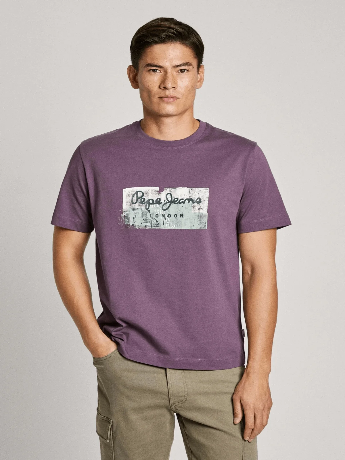 Φωτογραφία προϊόντος: Ανδρικό βαμβακερό t-shirt Pepe Jeans μώβ χρώμα PM509780 491