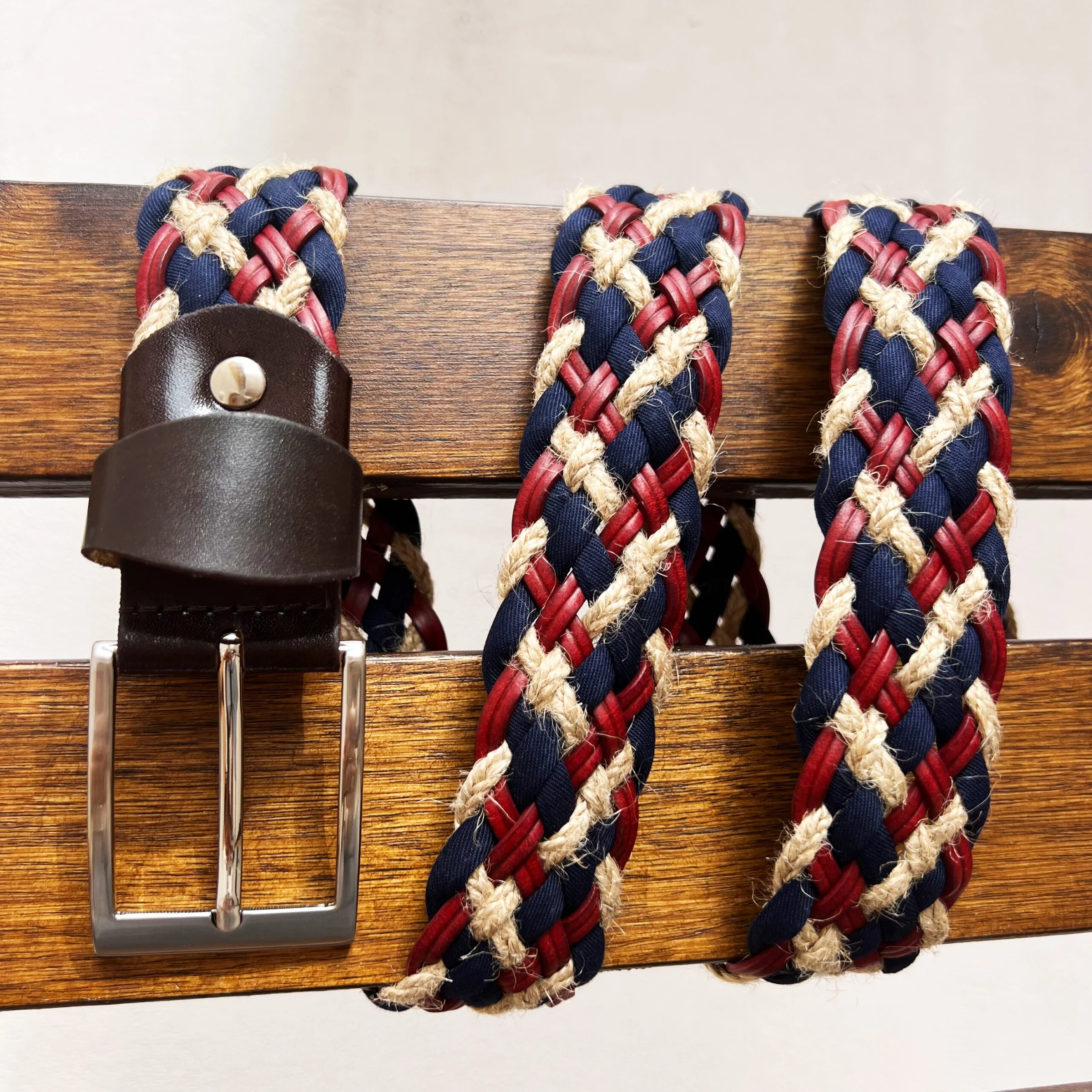 Φωτογραφία προϊόντος: ByLeather ΧΕΙΡΟΠΟΙΗΤΗ ΔΕΡΜΑΤΙΝΗ UNISEX ΖΩΝΗ ΜΕ ΨΑΘΑ ΥΨΗΛΗΣ ΠΟΙΟΤΗΤΑΣ Μπλε/Κεραμιδί