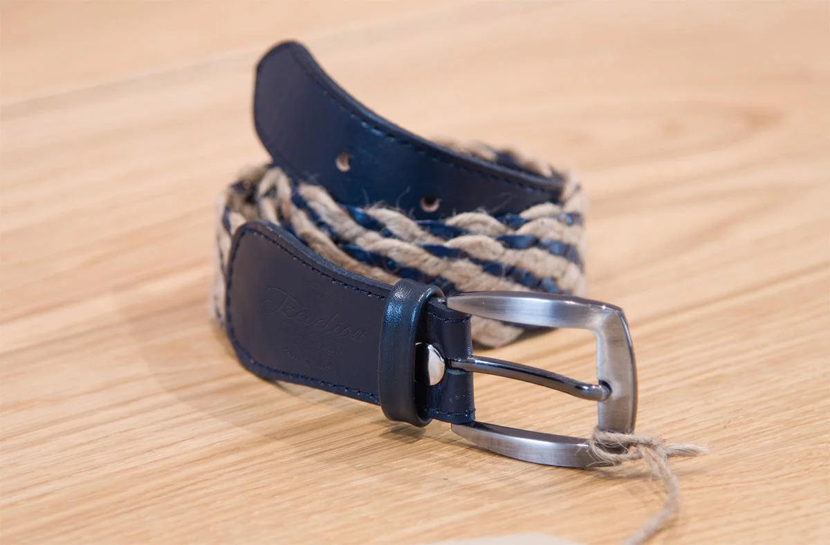 Φωτογραφία προϊόντος: ByLeather ΧΕΙΡΟΠΟΙΗΤΗ ΔΕΡΜΑΤΙΝΗ UNISEX ΖΩΝΗ ΜΕ ΨΑΘΑ ΥΨΗΛΗΣ ΠΟΙΟΤΗΤΑΣ Μπεζ/Μπλε
