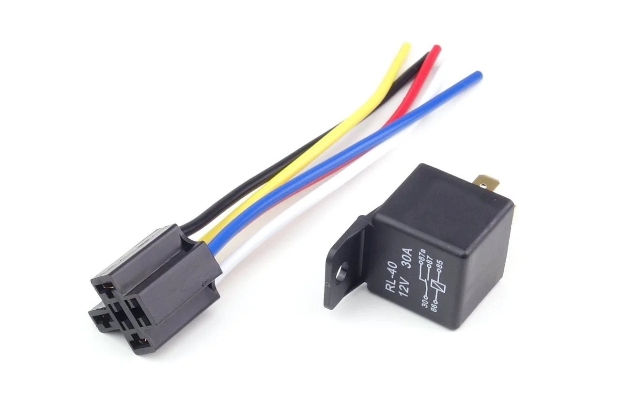 Φωτογραφία προϊόντος: Amio Διεθνής Ρελές 12V/30A 5PINS 01619 1τμχ