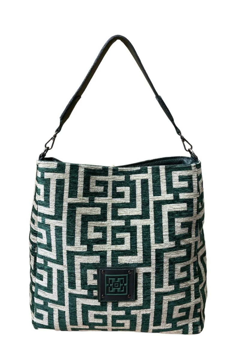Φωτογραφία προϊόντος: Midneto Iokasti Cypress Beige Chenille Labyrinth Bag