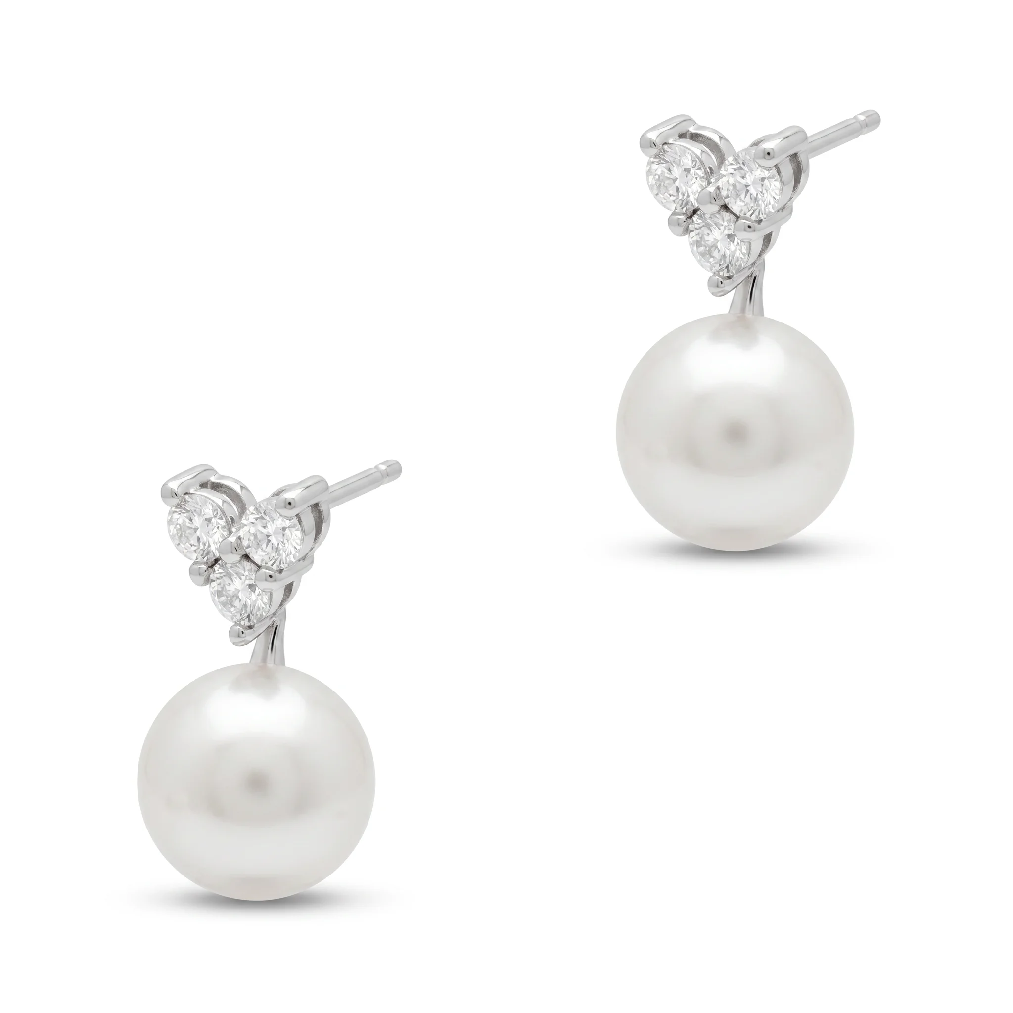 Φωτογραφία προϊόντος: Σκουλαρίκια με Moissanite Diamonds + Μαργαριτάρια από Ασήμι SK4067