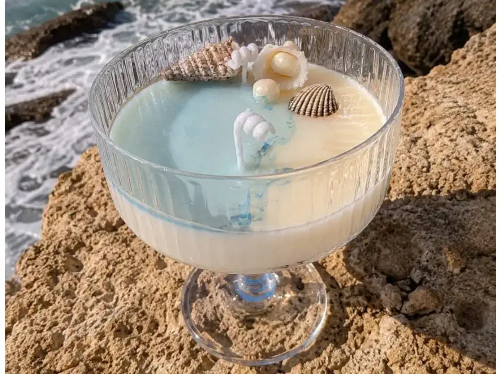 Φωτογραφία προϊόντος: Αρωματικό Κερί SALTY SUMMER με πραγματικά κοχύλια Χαλκιδικής!