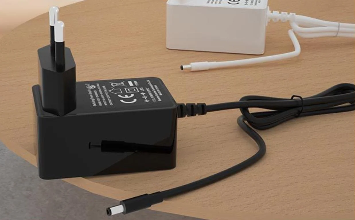 Φωτογραφία προϊόντος: Τροφοδοτικό EU DC 12V 2A PS-1220B