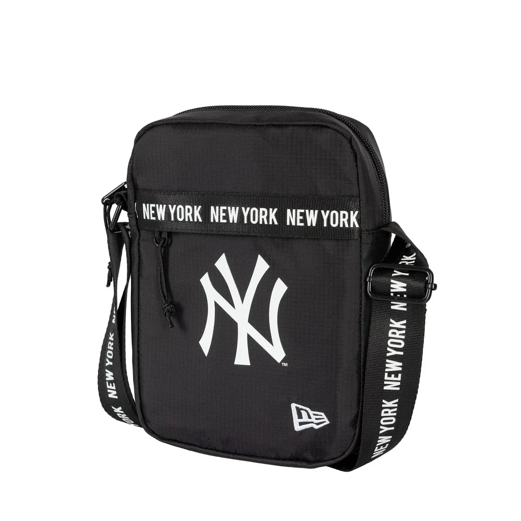 Φωτογραφία προϊόντος: NEW ERA NEW YORK YANKEES STRAP BLACK SIDE BAG - ΜΑΥΡΟ