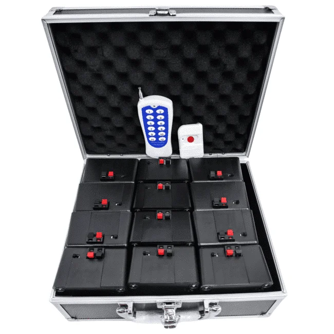 Φωτογραφία προϊόντος: SUPRIMO SL12 wireless system for remote firing of spark fountains, 12 receivers, 2 remote controls