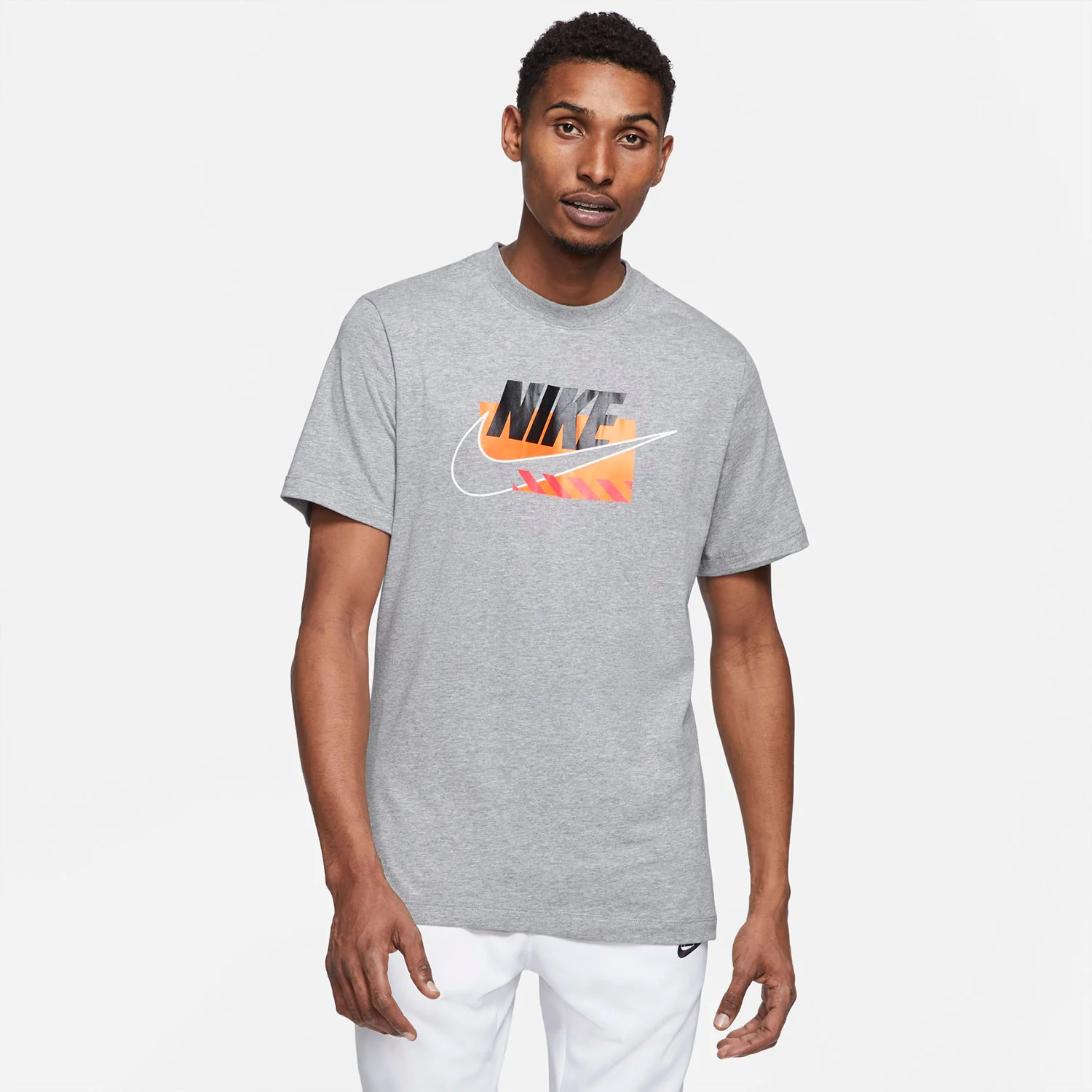 Φωτογραφία προϊόντος: NIKE SPORTSWEAR TEE ΓΚΡΙ