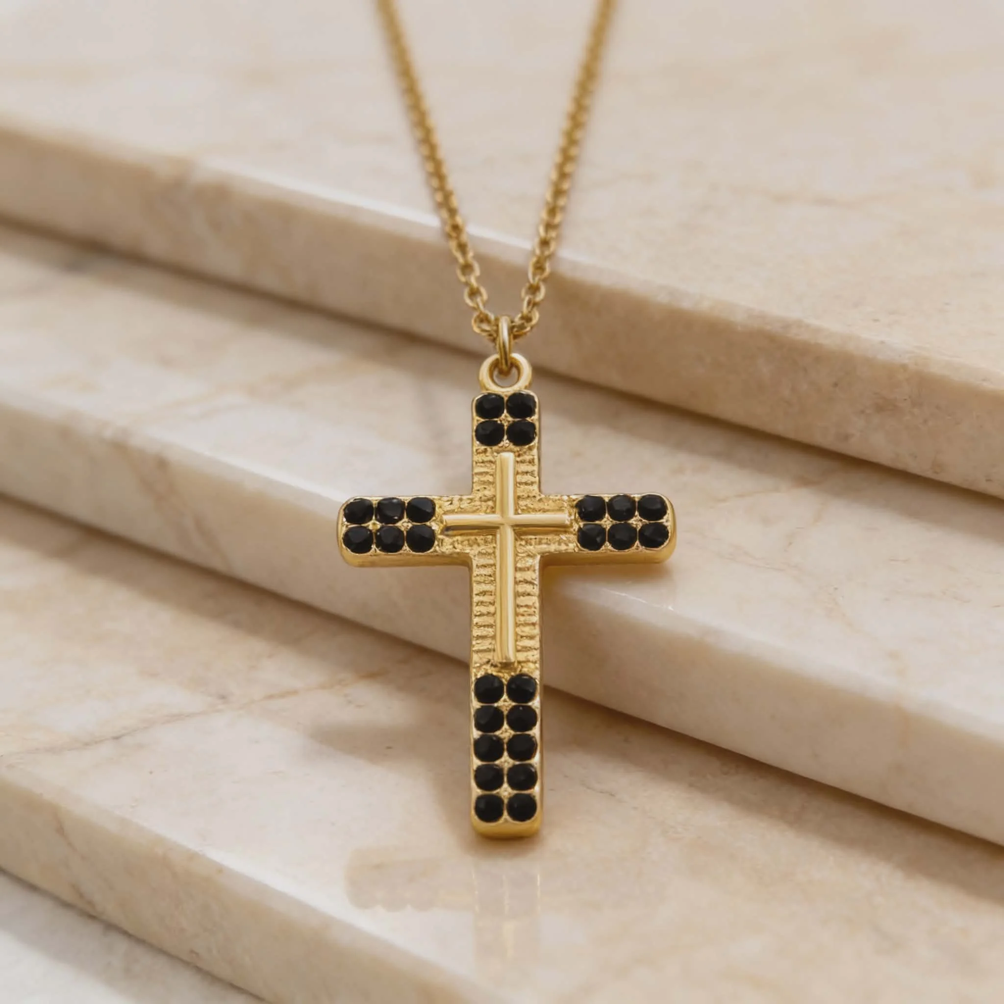 Φωτογραφία προϊόντος: LAVORE Gold Cross Necklace with Black Zircons