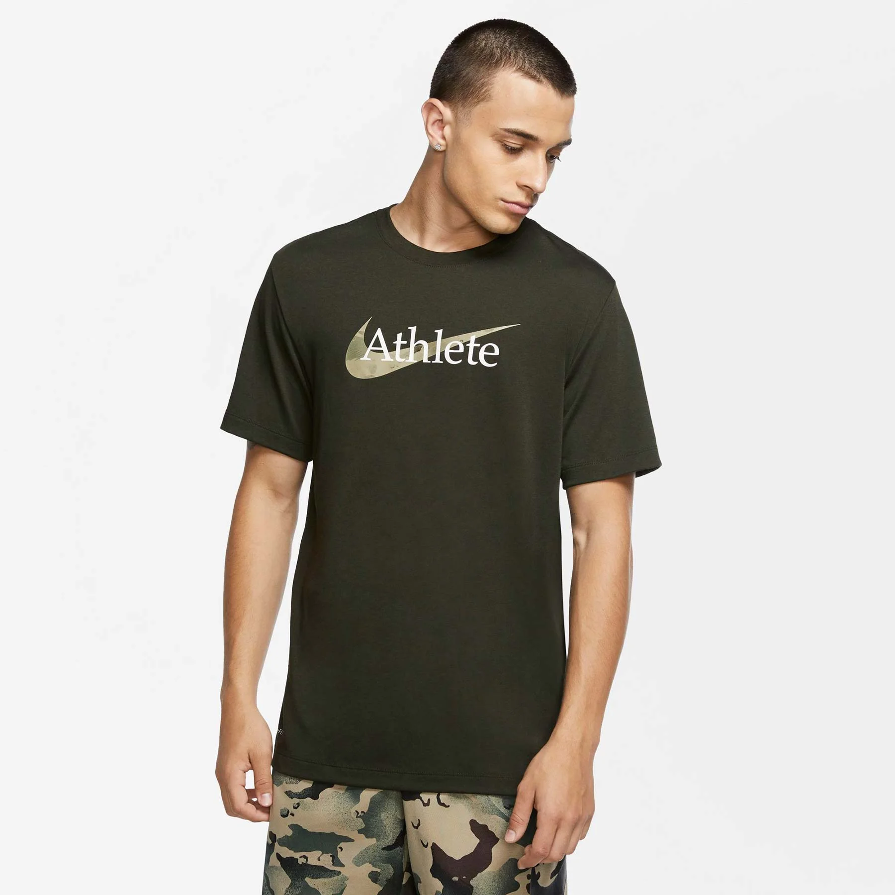 Φωτογραφία προϊόντος: NIKE DRI-FIT SWOOSH TRAINING T-SHIRT ΧΑΚΙ