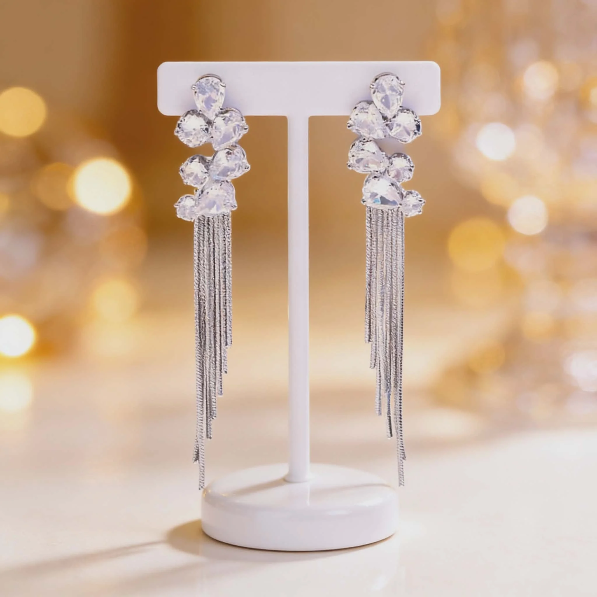 Φωτογραφία προϊόντος: LAVORE Elegant Crystal Drop Earrings