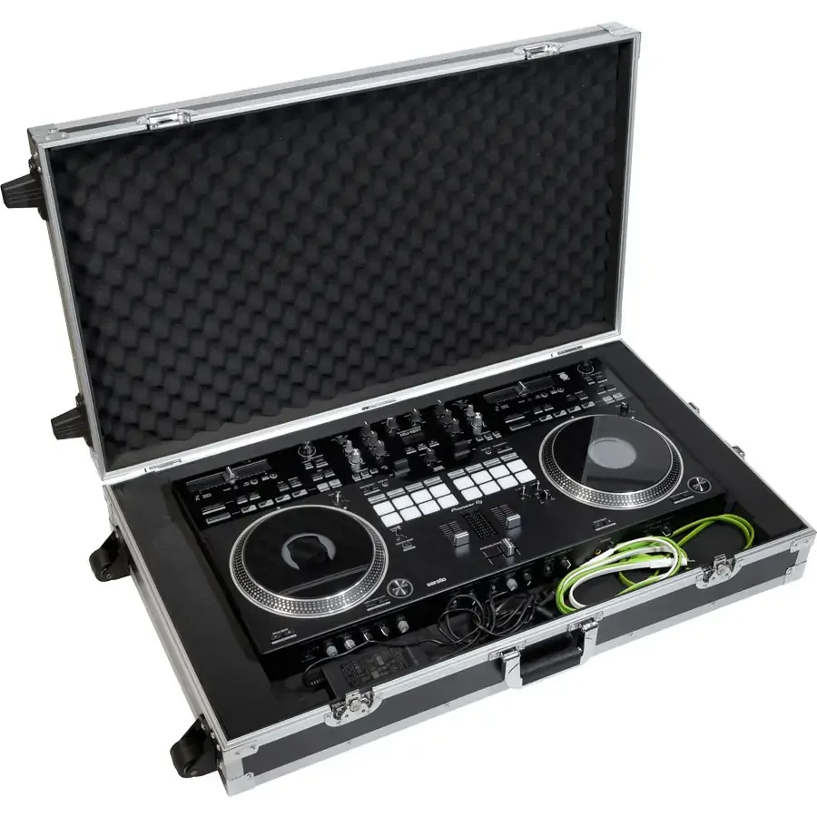 Φωτογραφία προϊόντος: WALKASSE W-CONTROL-XL Flight case Pick n Pluck foam XDJ-XZ, XDJ-RX3, PRIME4+ (Trolley + Wheels) Silver.