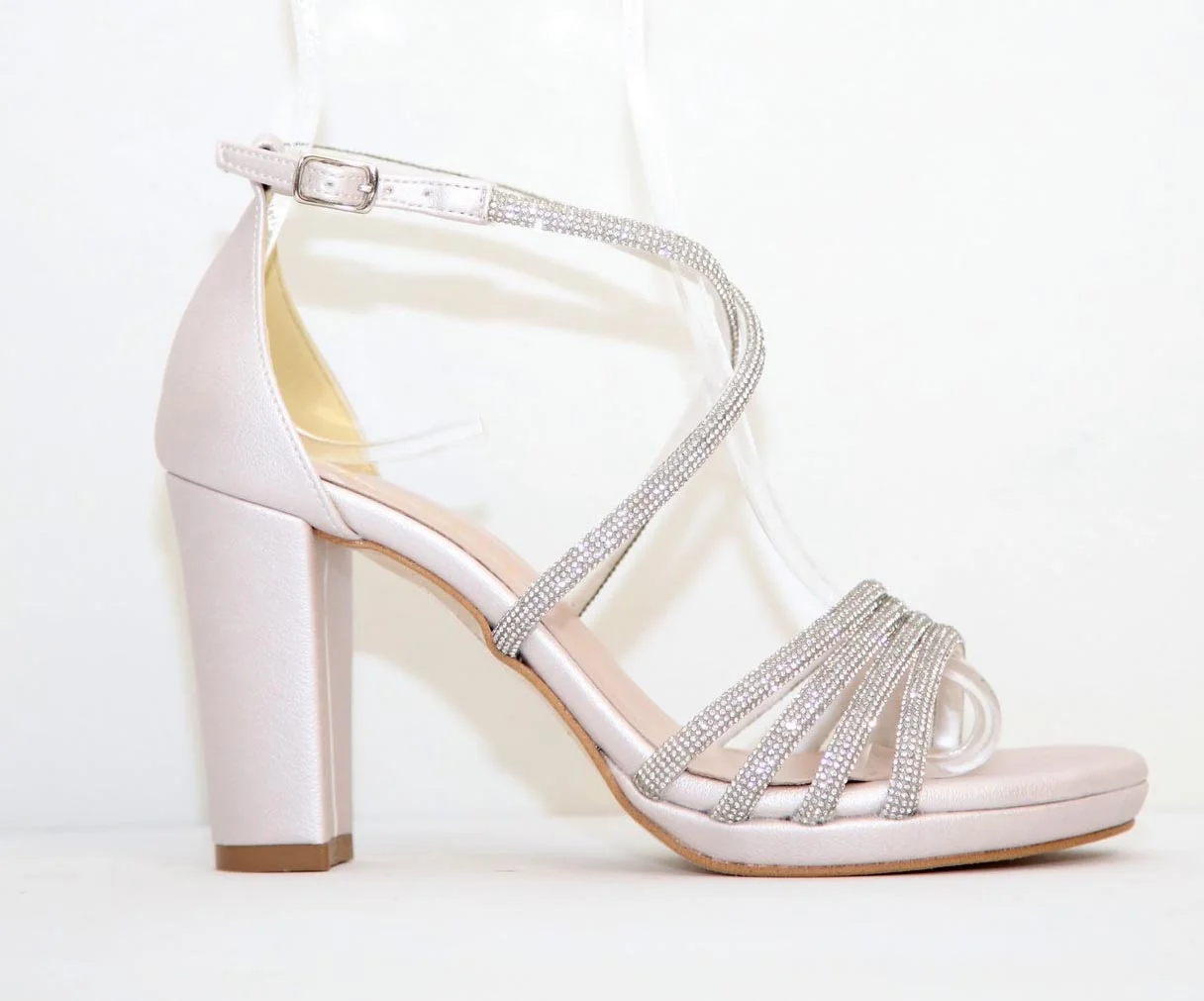Φωτογραφία προϊόντος: Ellen Shoes 78191 Γυναικεία Πέδιλα με Strass από Eco σε Πέρλα Magna χρώμα